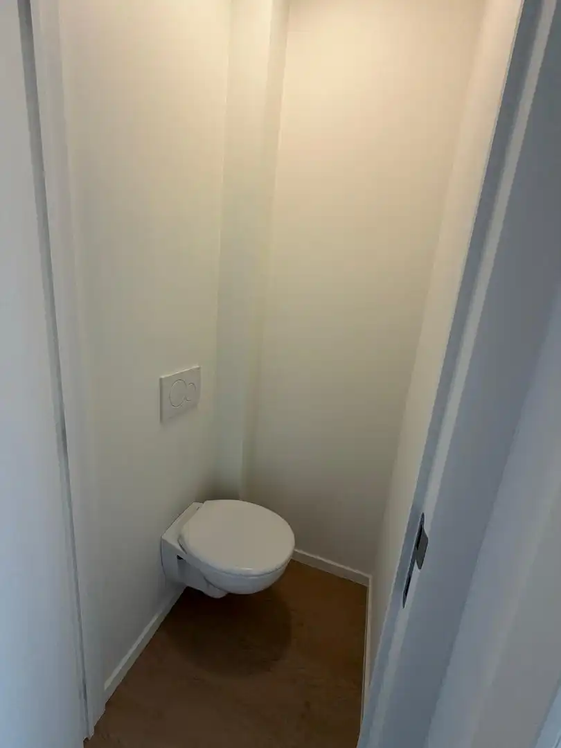 Vernieuwd appartement in het hart van Schaarbeek foto 11
