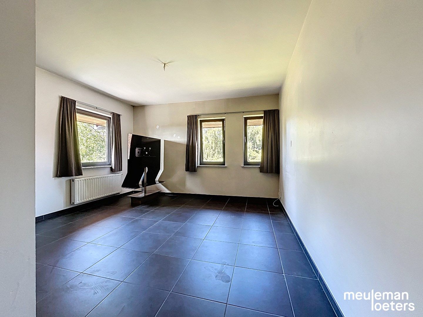 Ruime eigentijdse  villa met zuidgerichte tuin nabij centrum foto 15