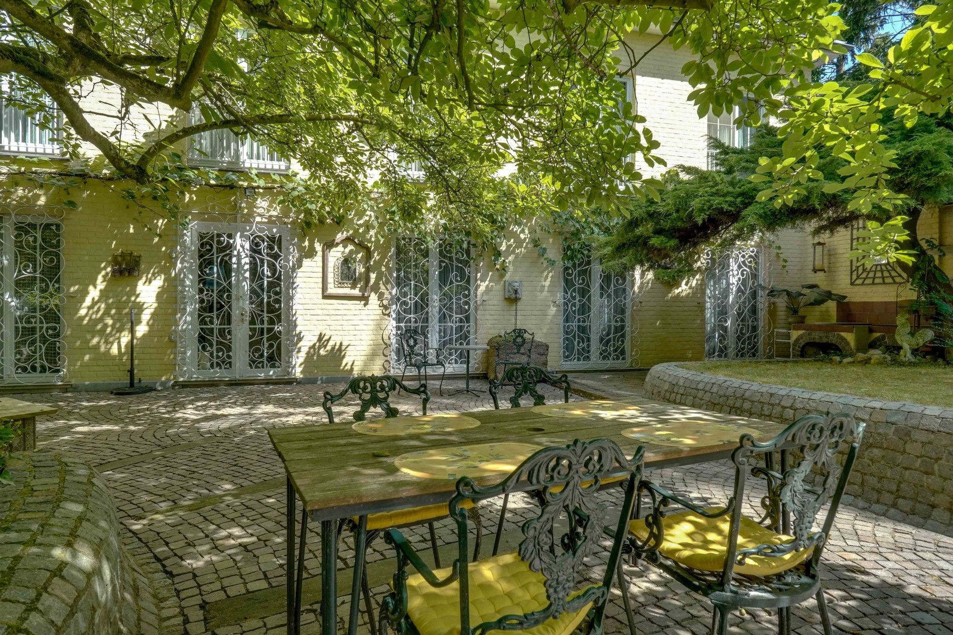 EXCLUSIEVE VILLA IN DOODLOPENDE STRAAT foto 48