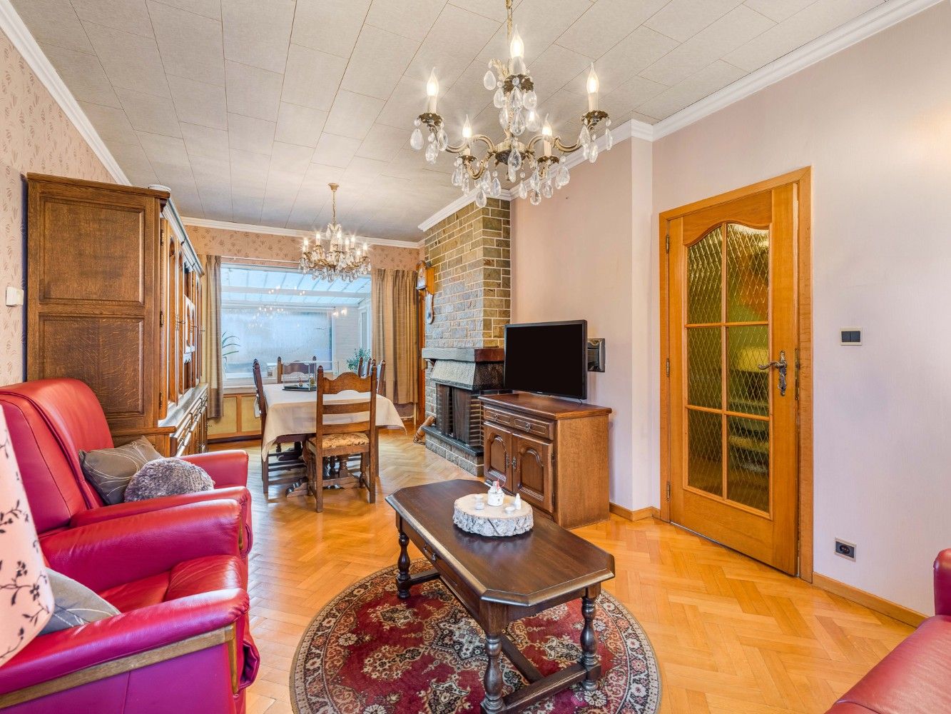 Op te frissen HOB met 3 slpk., tuin en garage foto 3