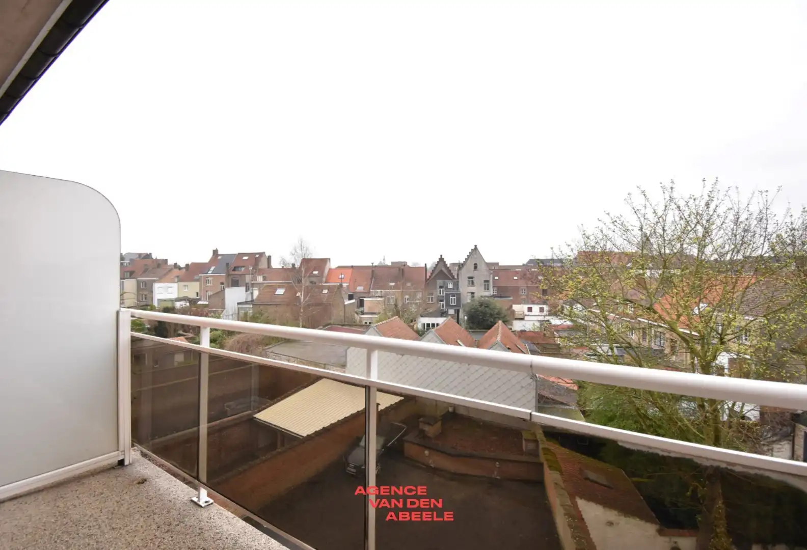 2 slaapkamer appartement met staanplaats foto 9