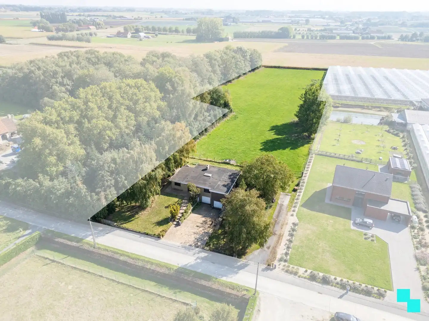 Hoofdfoto van de publicatie: Aantrekkelijke, te renoveren woning op 11.575 m² te Roeselare