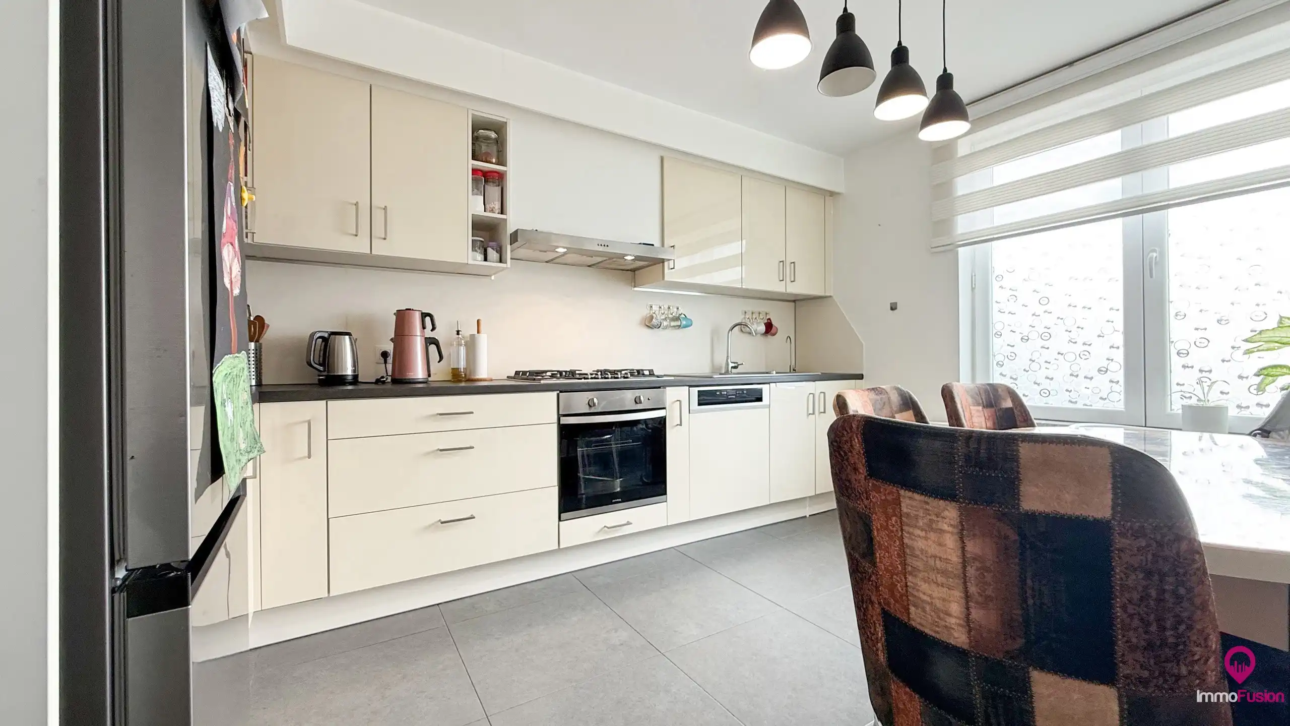 Instapklare vrijstaande woning met grote tuin in Berkenbos! foto 9