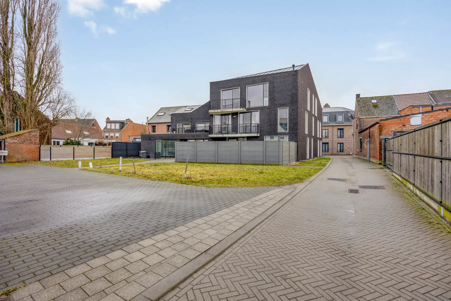 Energiezuinig appartement + autostaanplaats + kelder-berging foto 23