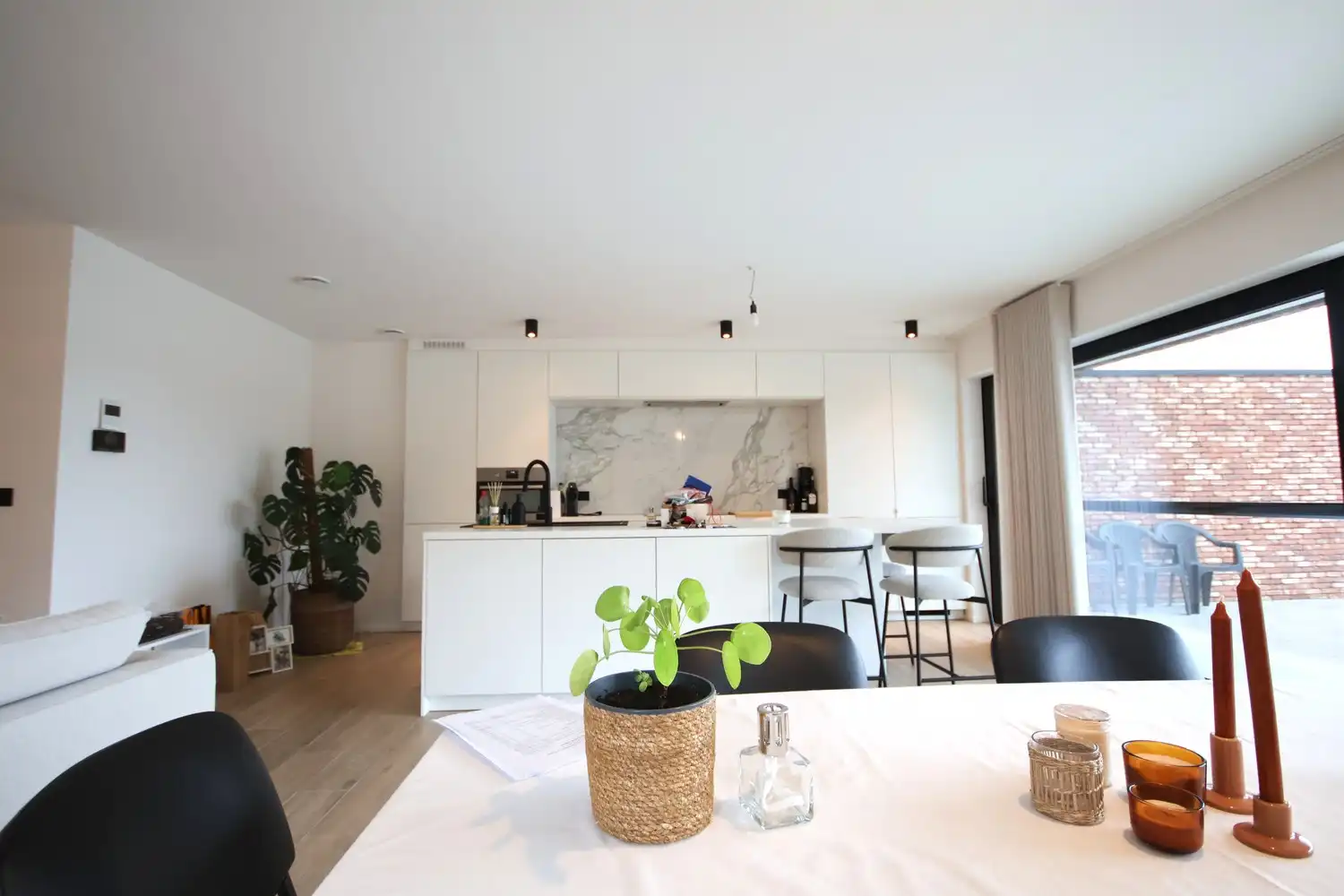 Ruim duplexappartement met prachtig uitzicht in Gingelom foto 11