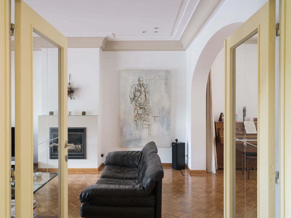 Bijzonder ruime & karaktervolle burgerwoning met zonnige stadstuin en extra bijwoonst in een hippe en opkomende buurt nabij Dok Noord. foto 3