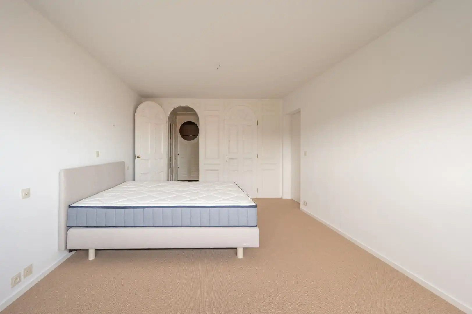 Prachtig hoekappartement te huur op de zeedijk in Duinbergen met frontaal zeezicht foto 16