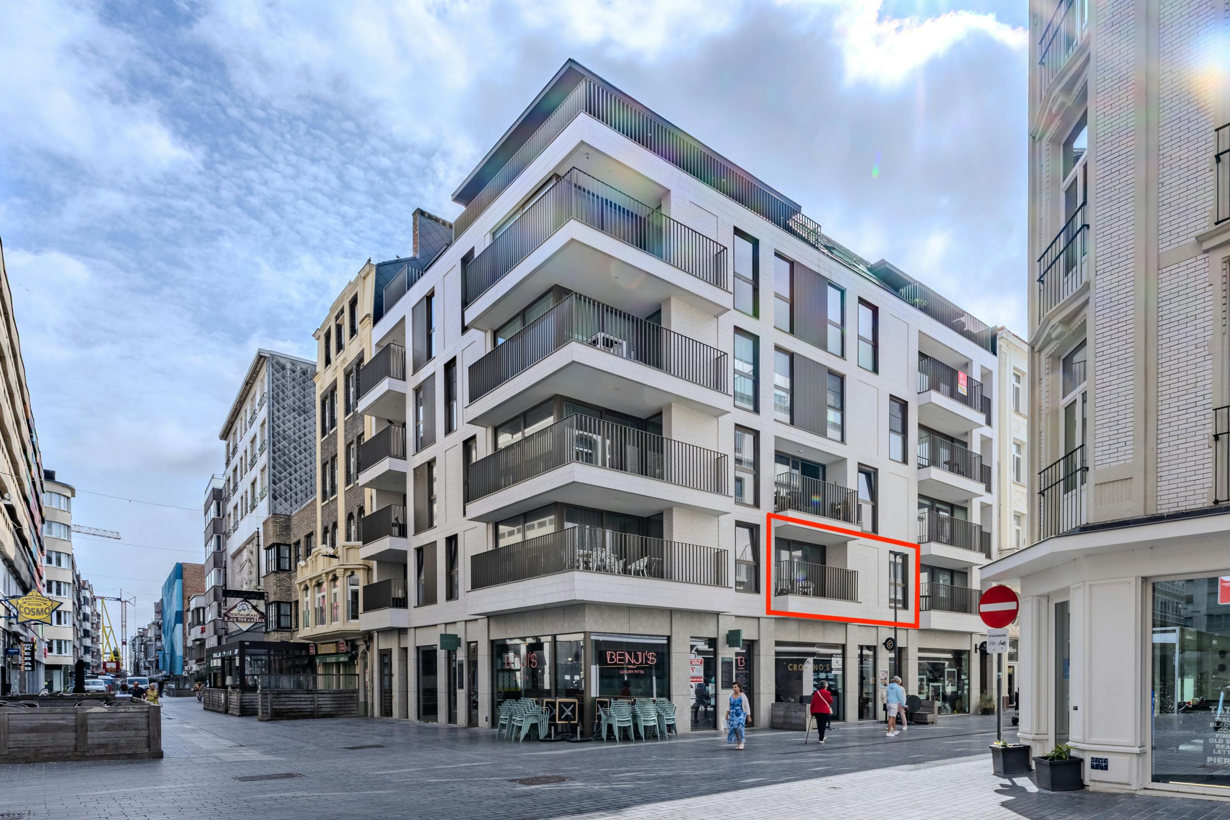 Prachtig recent 1-slaapkamer appartement met terras  foto 2