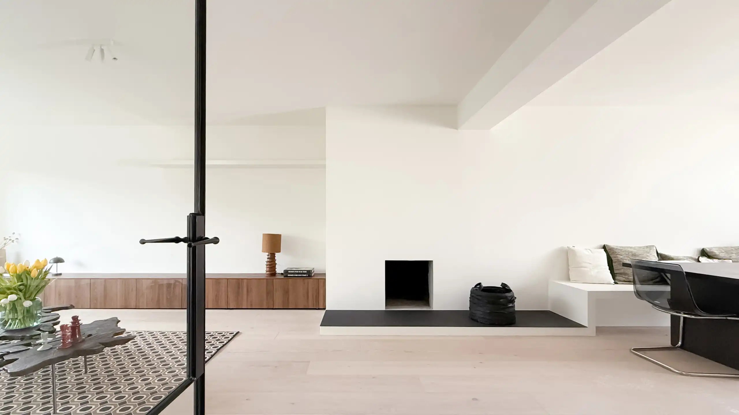 Gerenoveerde woning met zonnige tuin nabij de Graaf Jansdijk foto 6