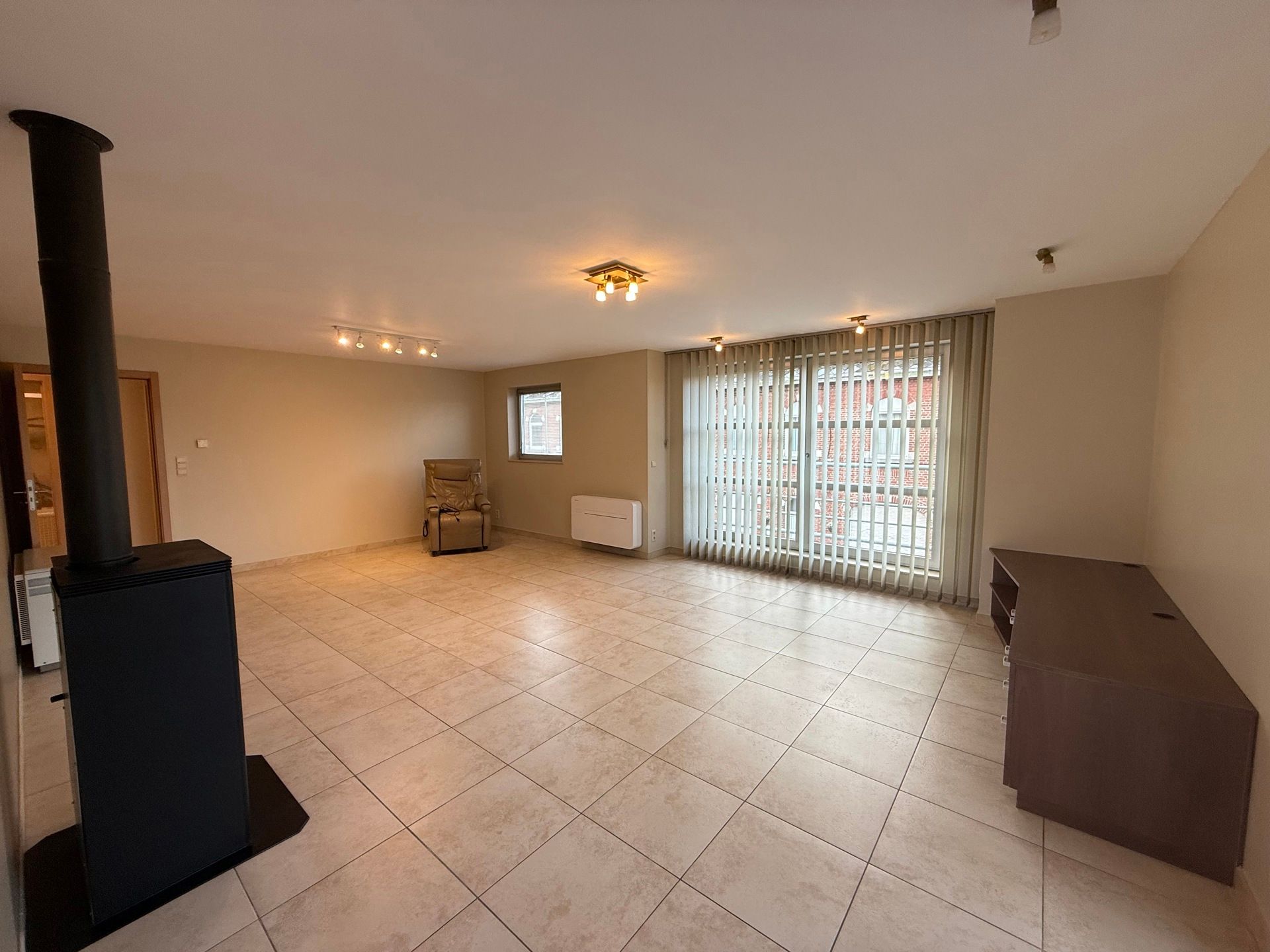 SERSKAMP - Ruim, recent appartement zicht op groen. foto 3