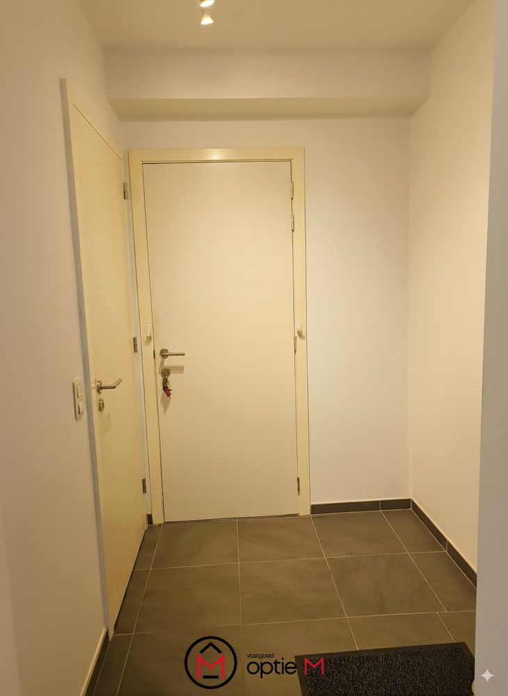 Ruim appartement in Bilzen-Hoeselt met parkeerplaats foto 5