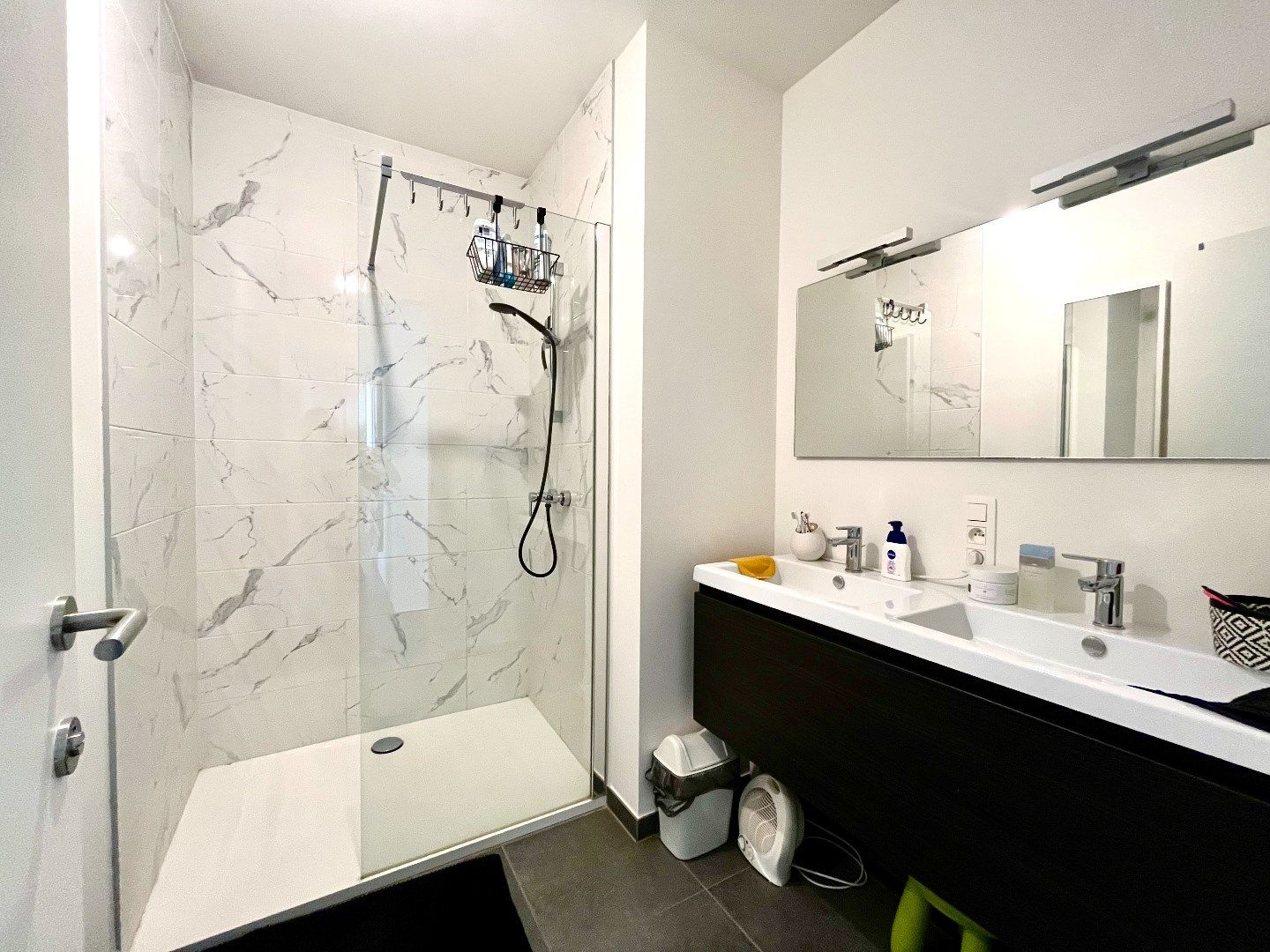 Gelijkvloers appartement met 3 slaapkamer, tuin, terras en garagebox foto 9