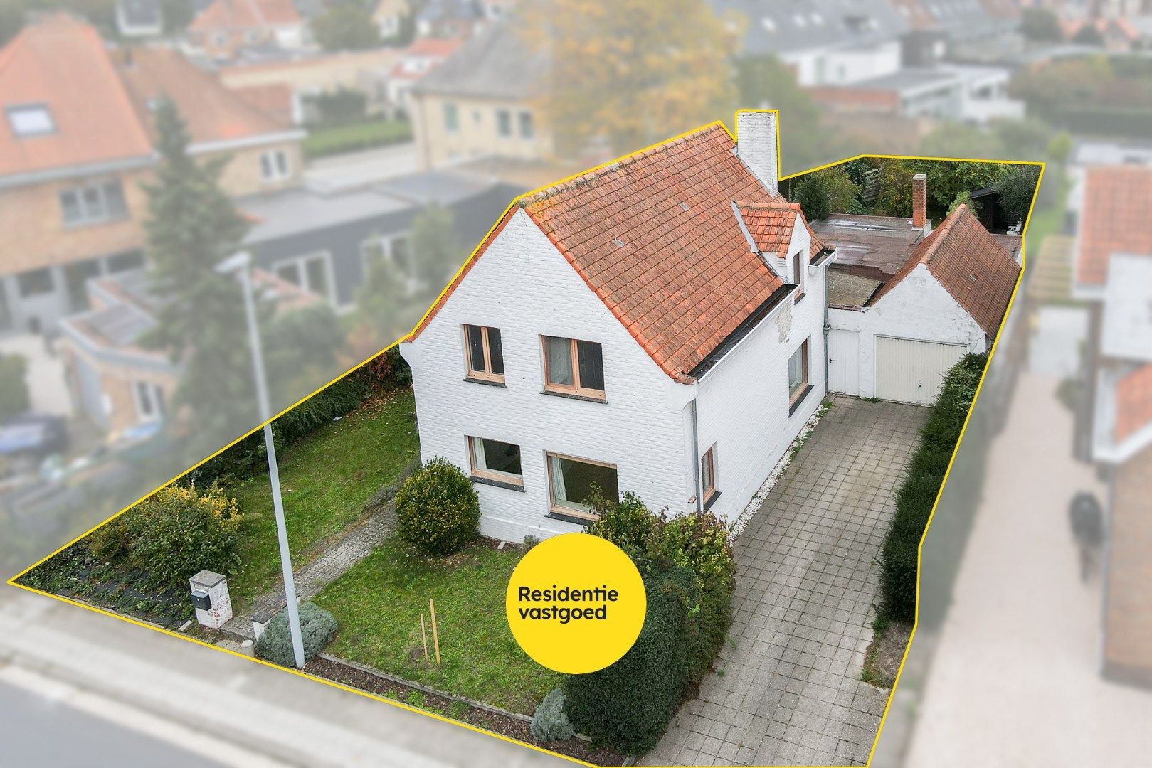 Ruime gezinswoning met potentieel te St-Michiels foto 2