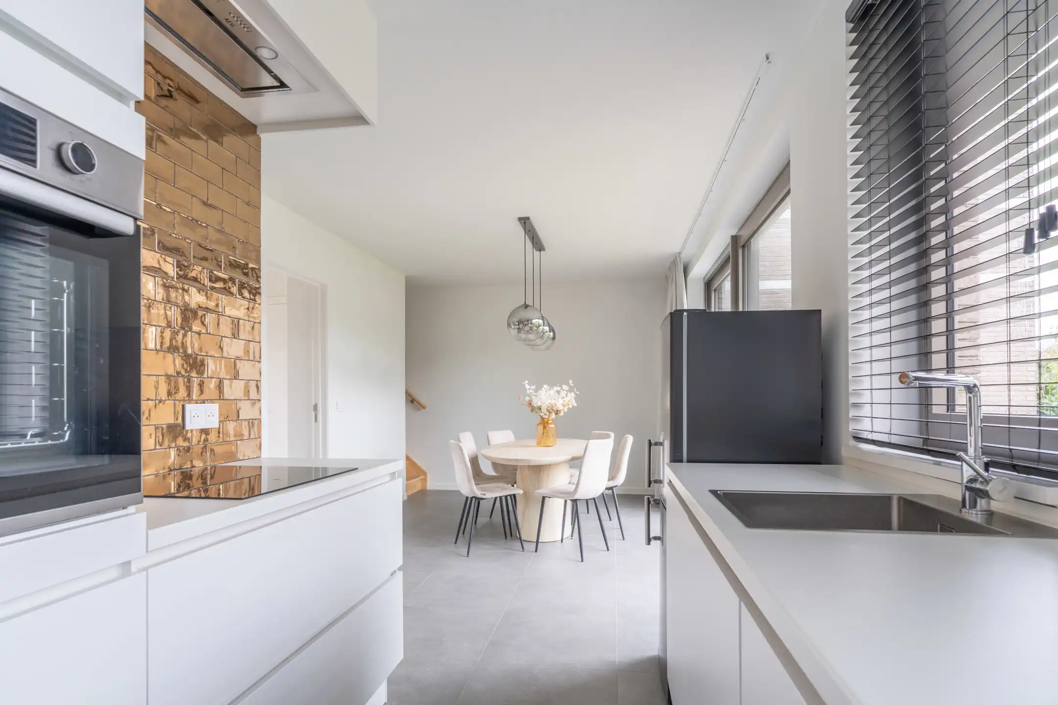Energiezuinige 3 slpkwoning met carport nabij Vosselaar & TH foto 10