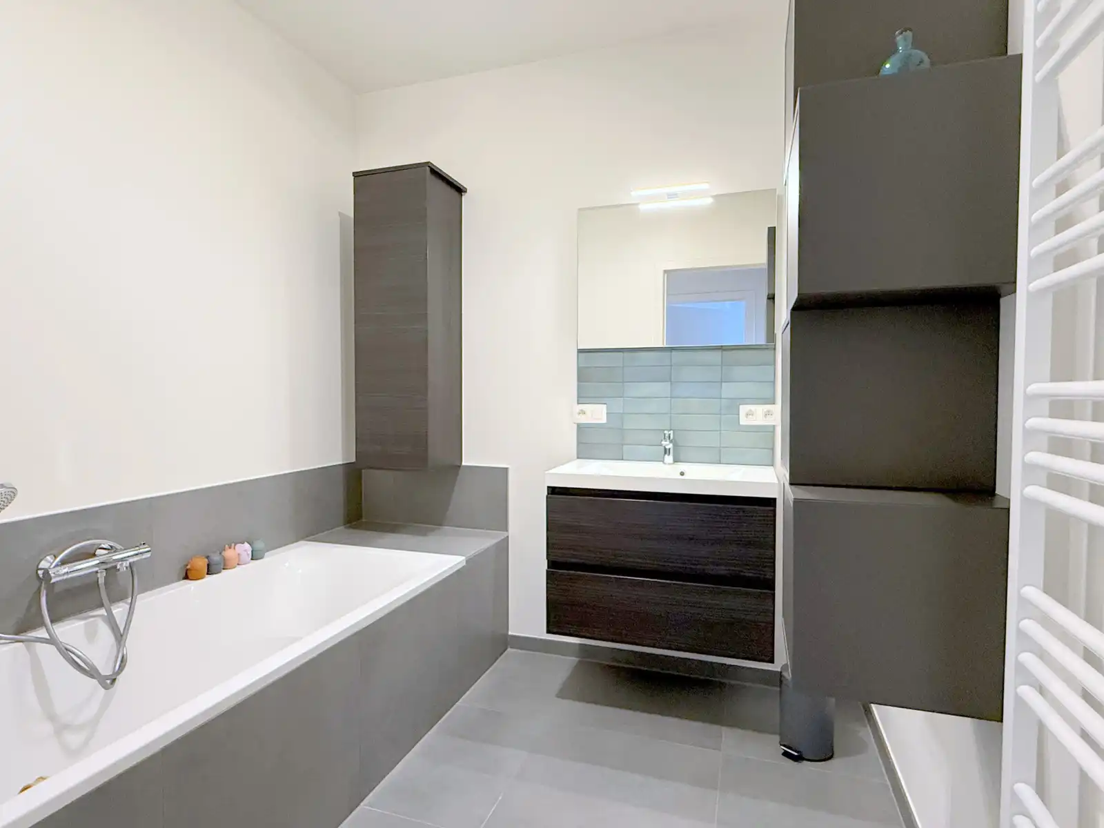 Instapklaar 2-slaapkamerappartement foto 10