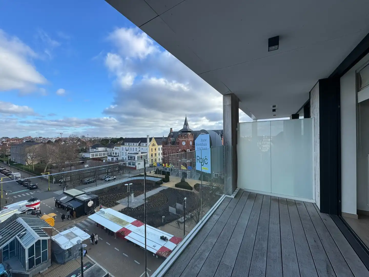 Ruim appartement met 2 slaapkamers in het centrum van Knokke. foto 3