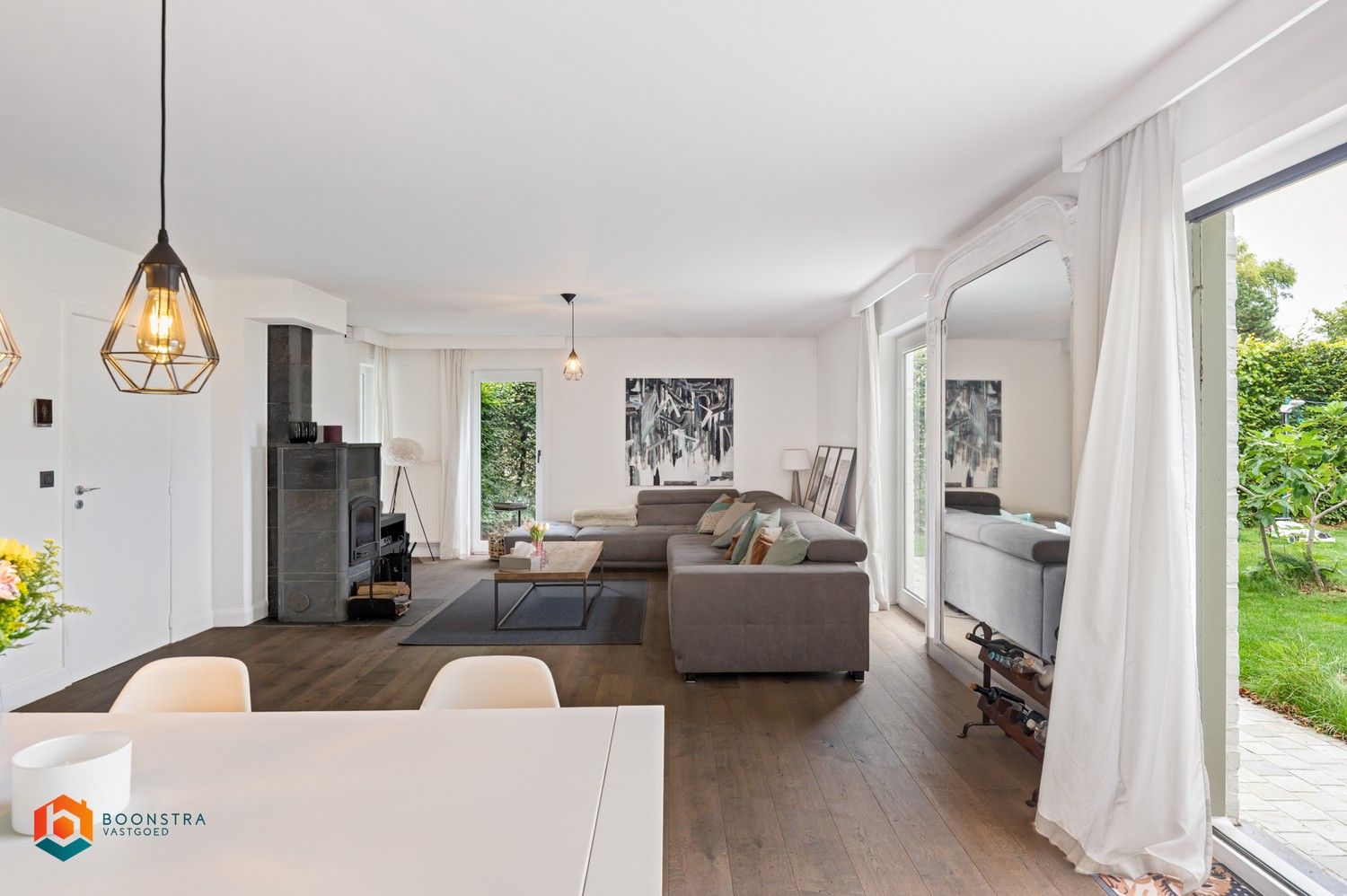 Charmante villa met 2 slpkrs, zwembad en poolhouse op 735 m² te Koningshooikt foto 5