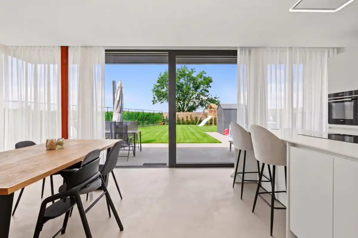 Hoogwaardig afgewerkte, energieneutrale villa (2024) op 876 m² te Oudegem foto 6