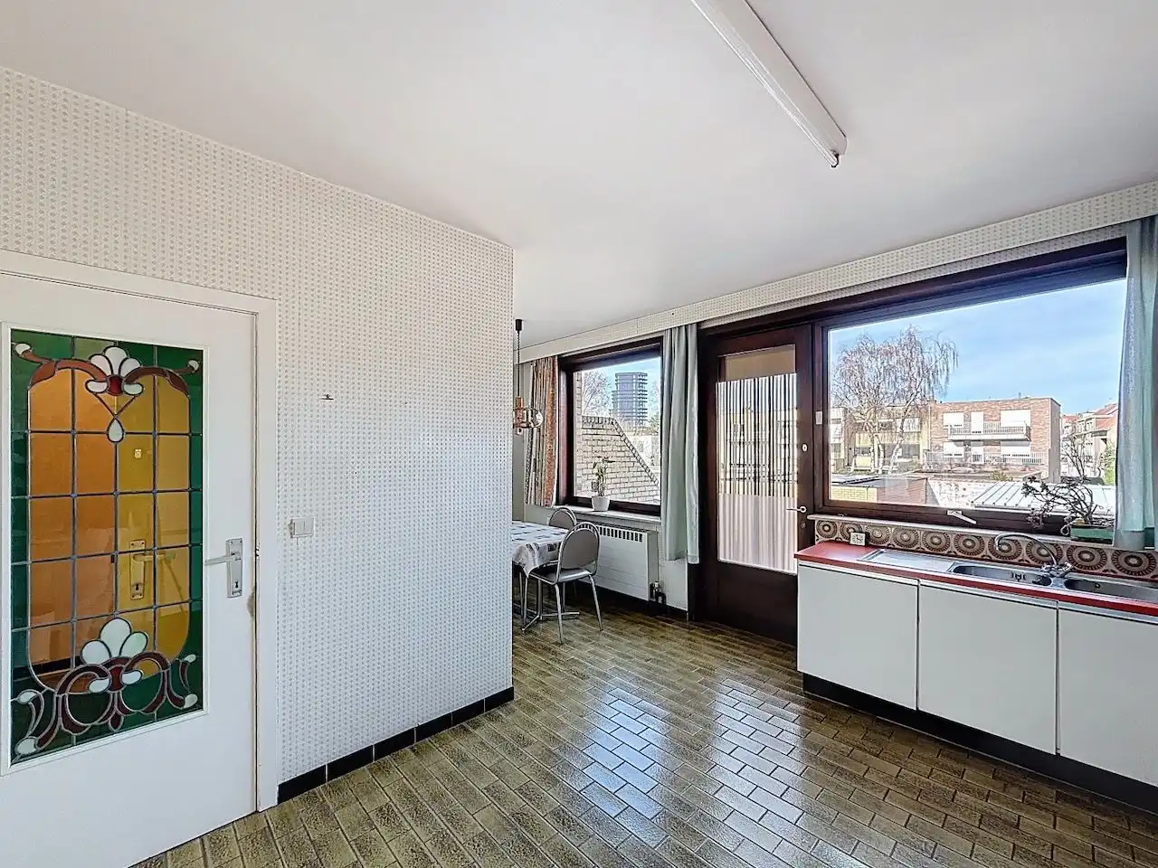 Bel-étage woning met drie slaapkamers en twee garages in het centrum van Heist-Aan-Zee foto 12