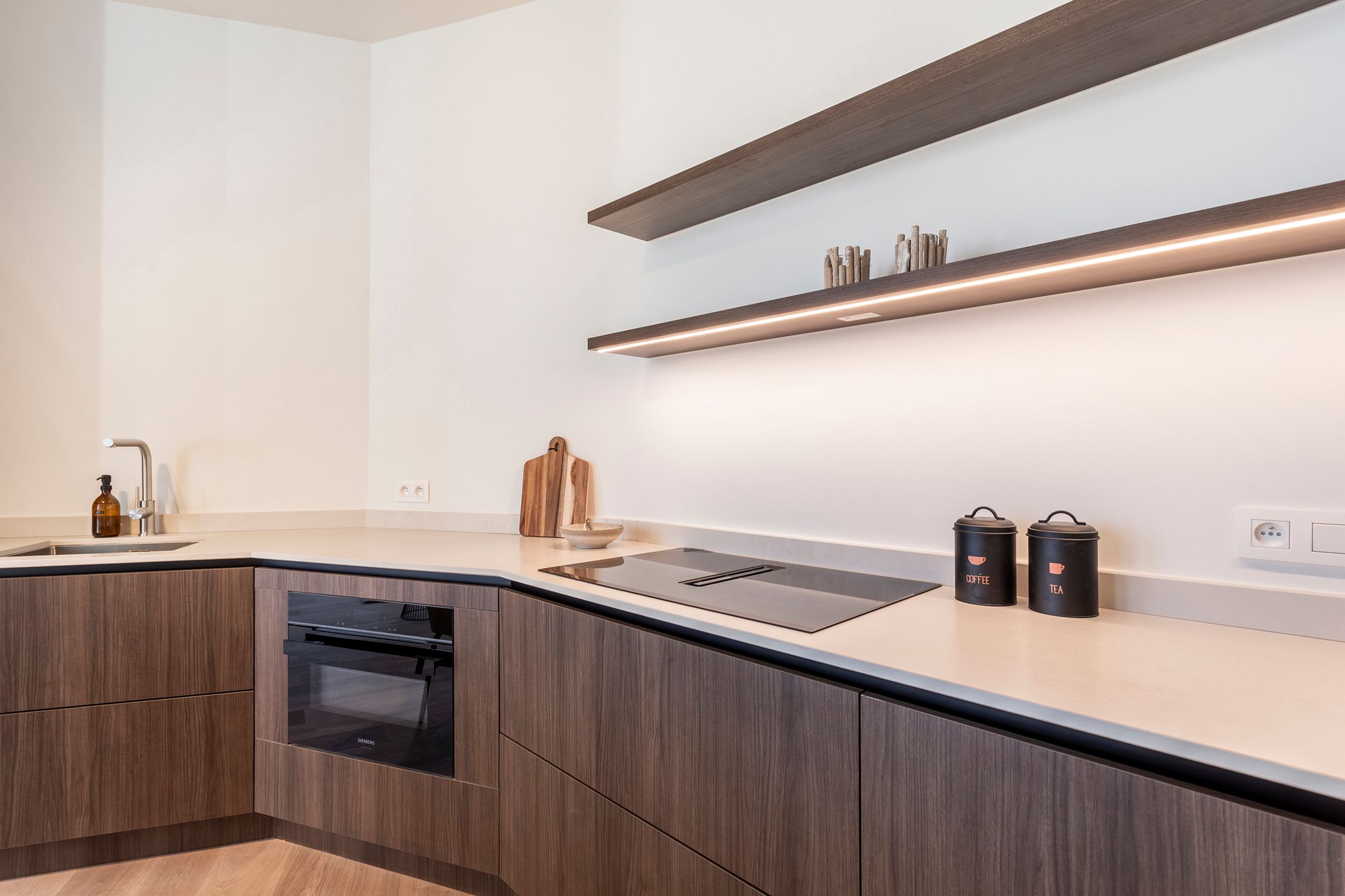 top notch gerenoveerde woning met garage vlakbij het Zuid foto 6