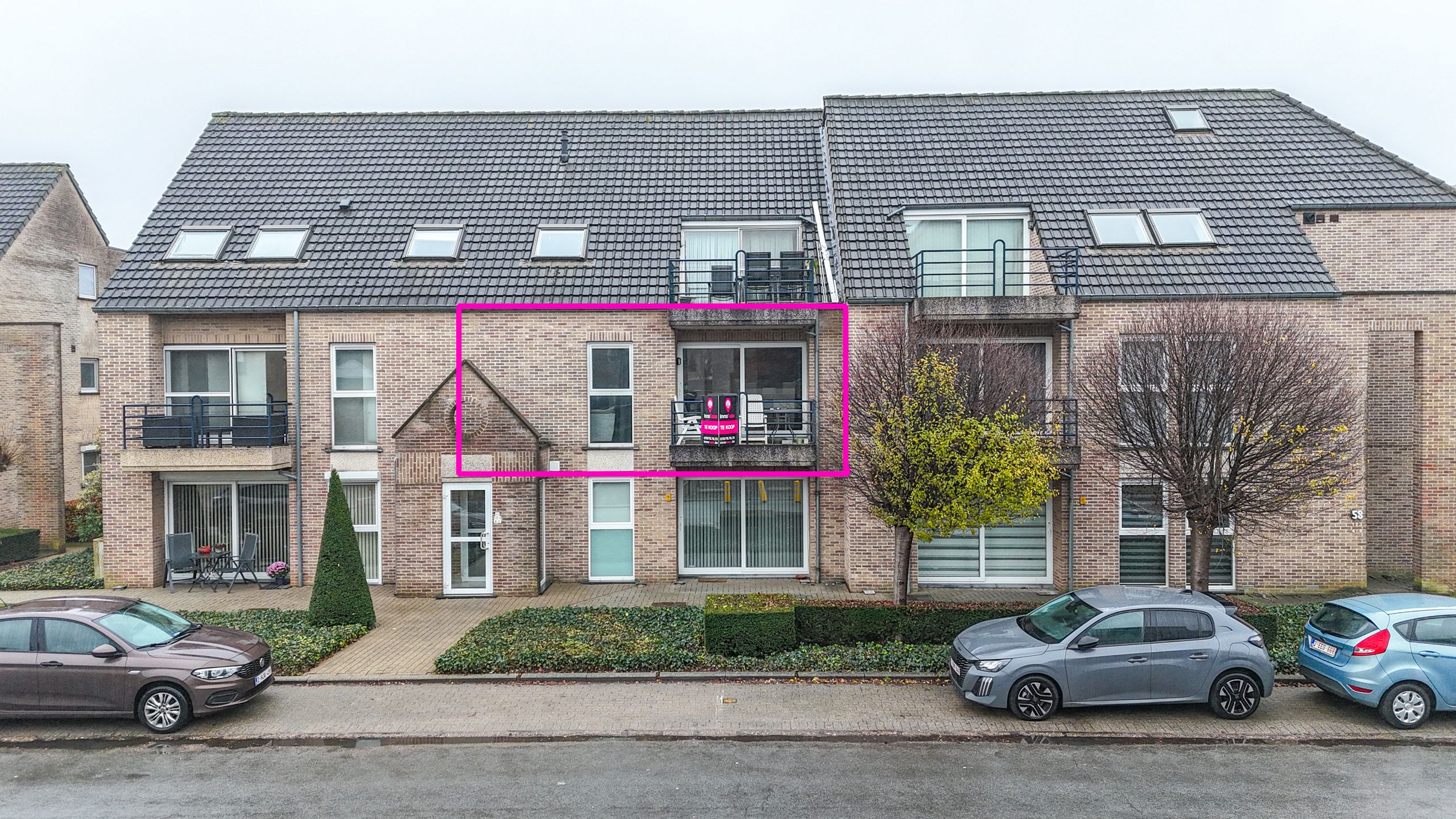 Instapklaar app 2-slpk. met 2 terrassen en garage in Heusden foto {{pictureIndex}}