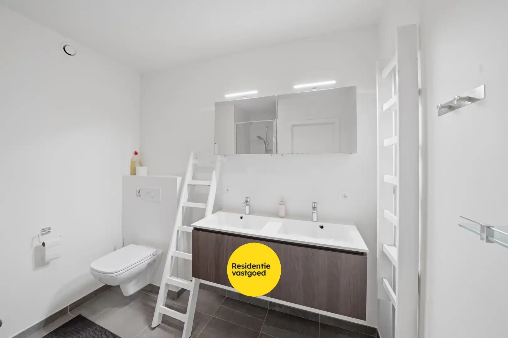 Instapklaar appartement met groot terras in Bredene - vlak bij de zee foto 19