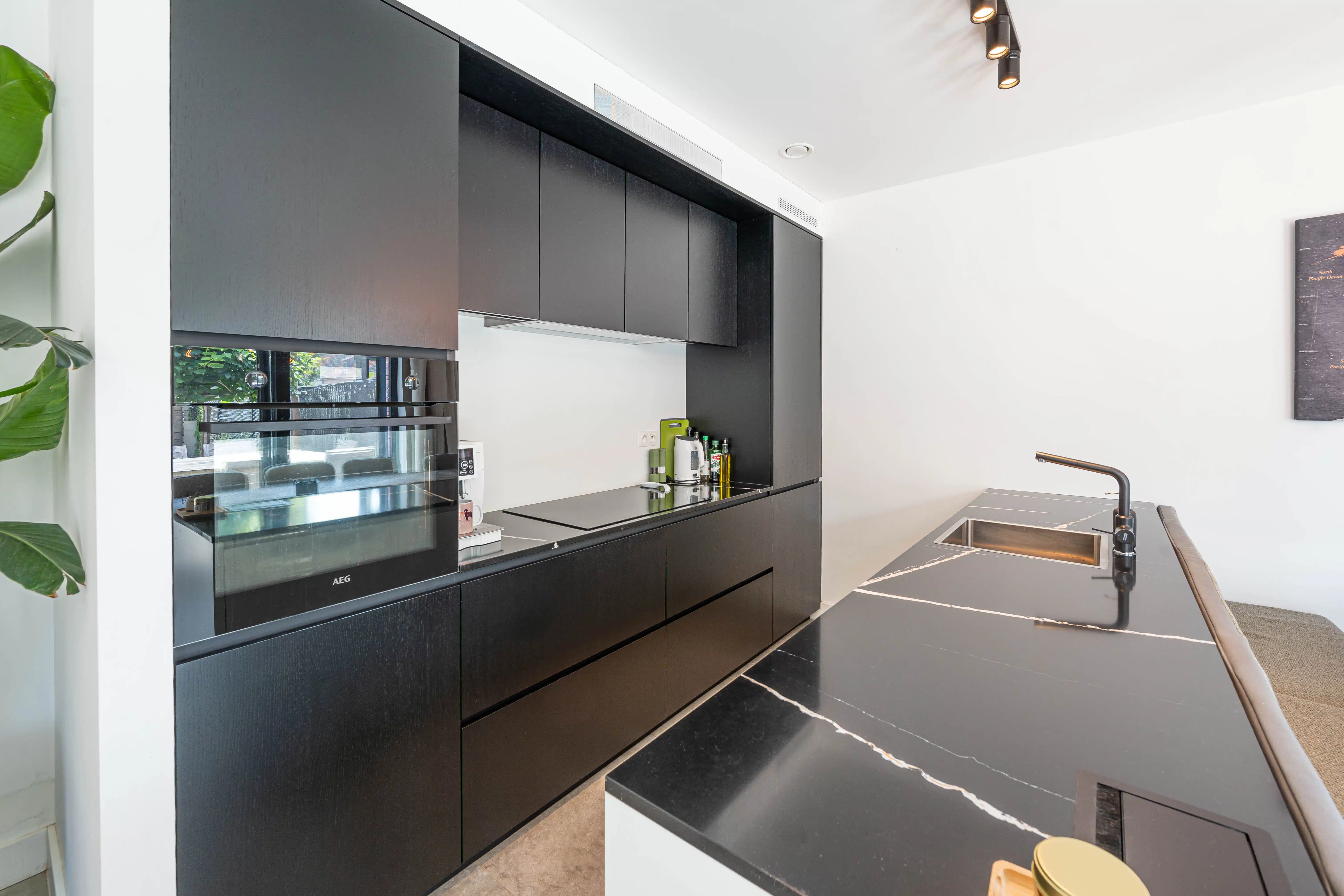 Recente energiezuinige woning in hartje Terhagen! foto 7