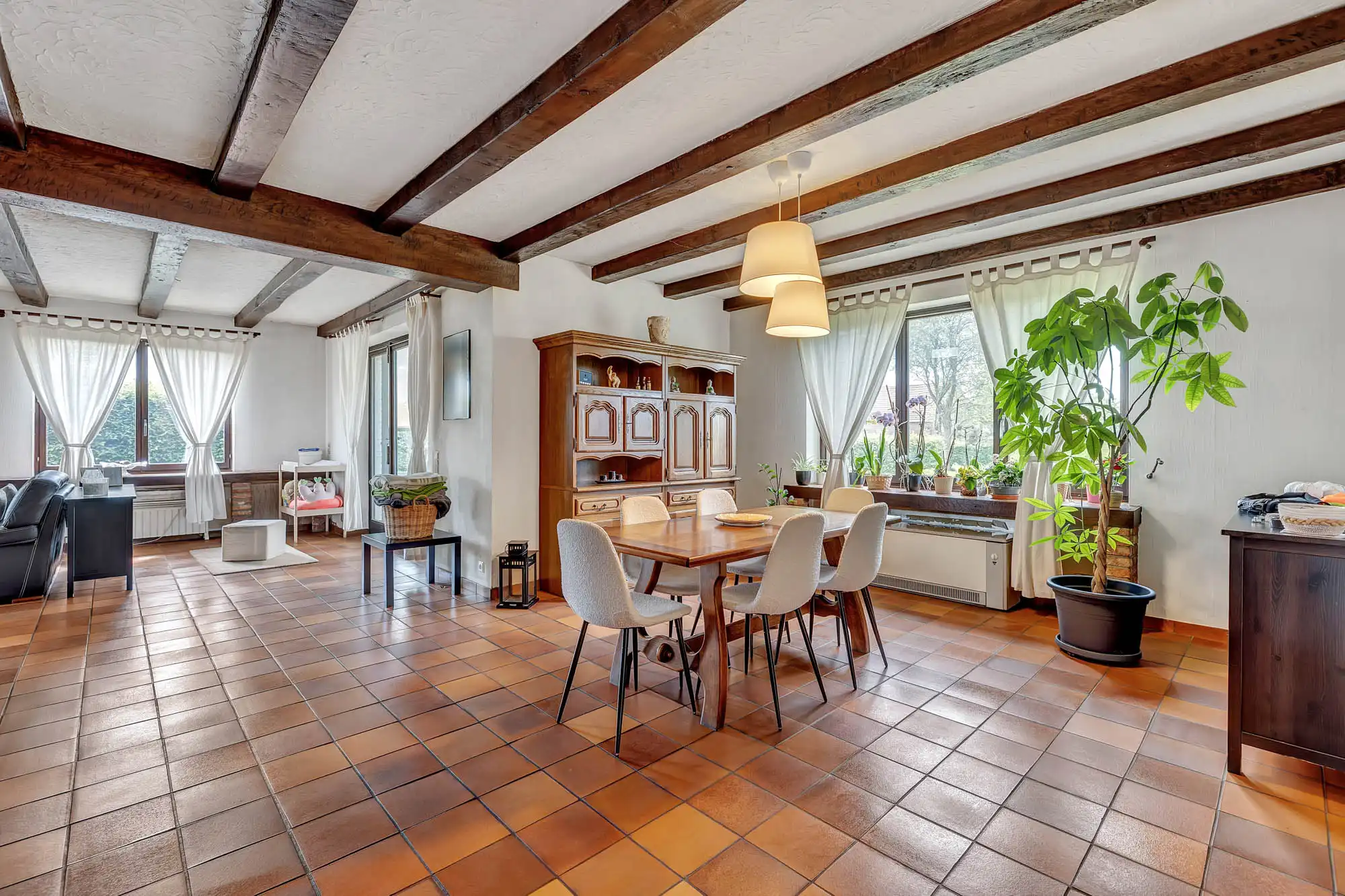 Villa met 5 slpks op toplocatie! foto 6