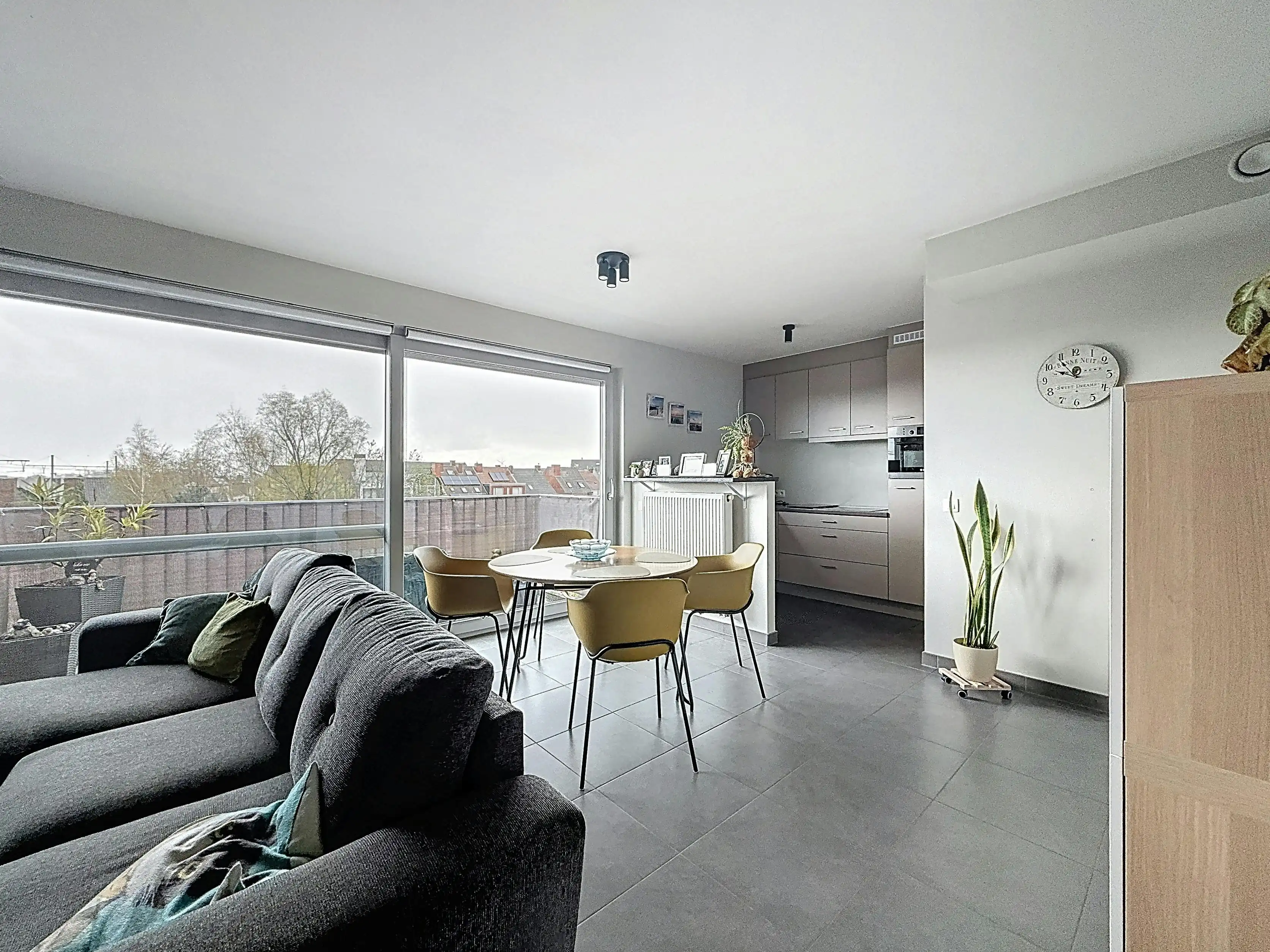 Appartement te koop op centrale ligging in Waregem foto 4