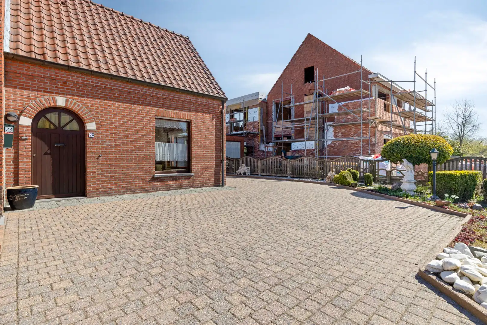 Te renoveren woning met 2 slpks (3de mogelijk) op 642 m² te Geel-Bel ! foto 27