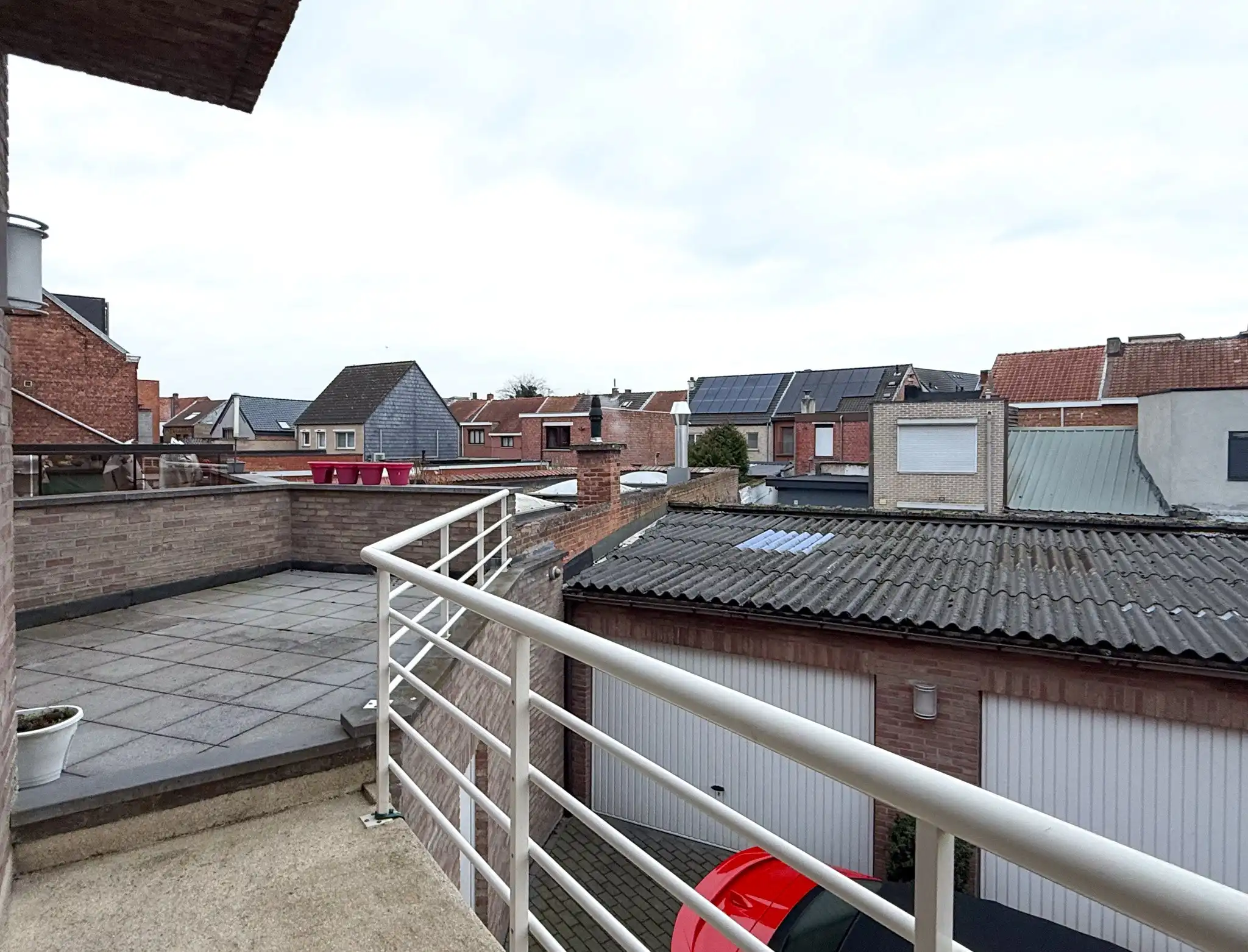 Appartement met twee slaapkamers en garage in het hartje van Beveren foto 11