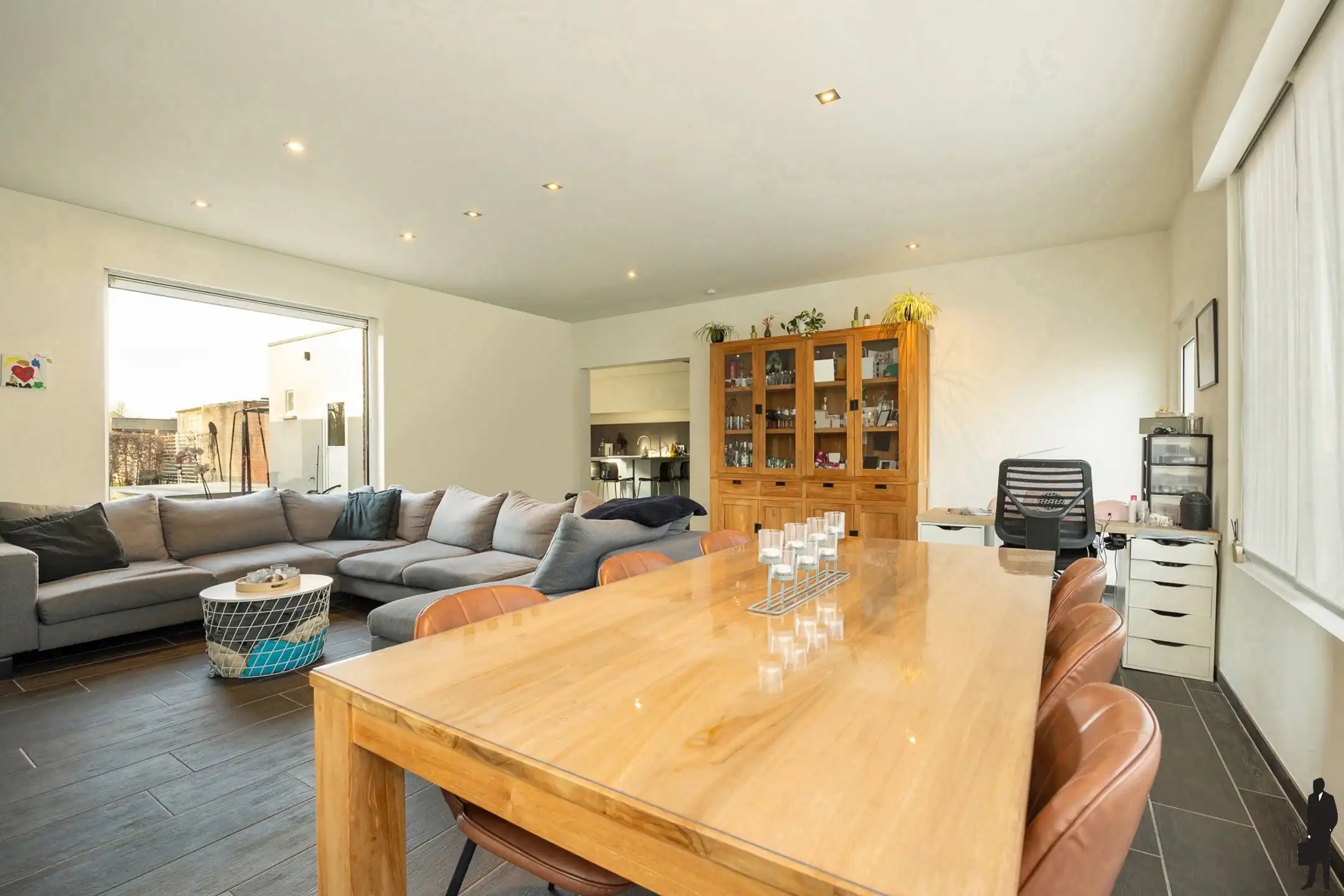 Instapklare, gerenoveerde gezinswoning met ruime tuin foto 7