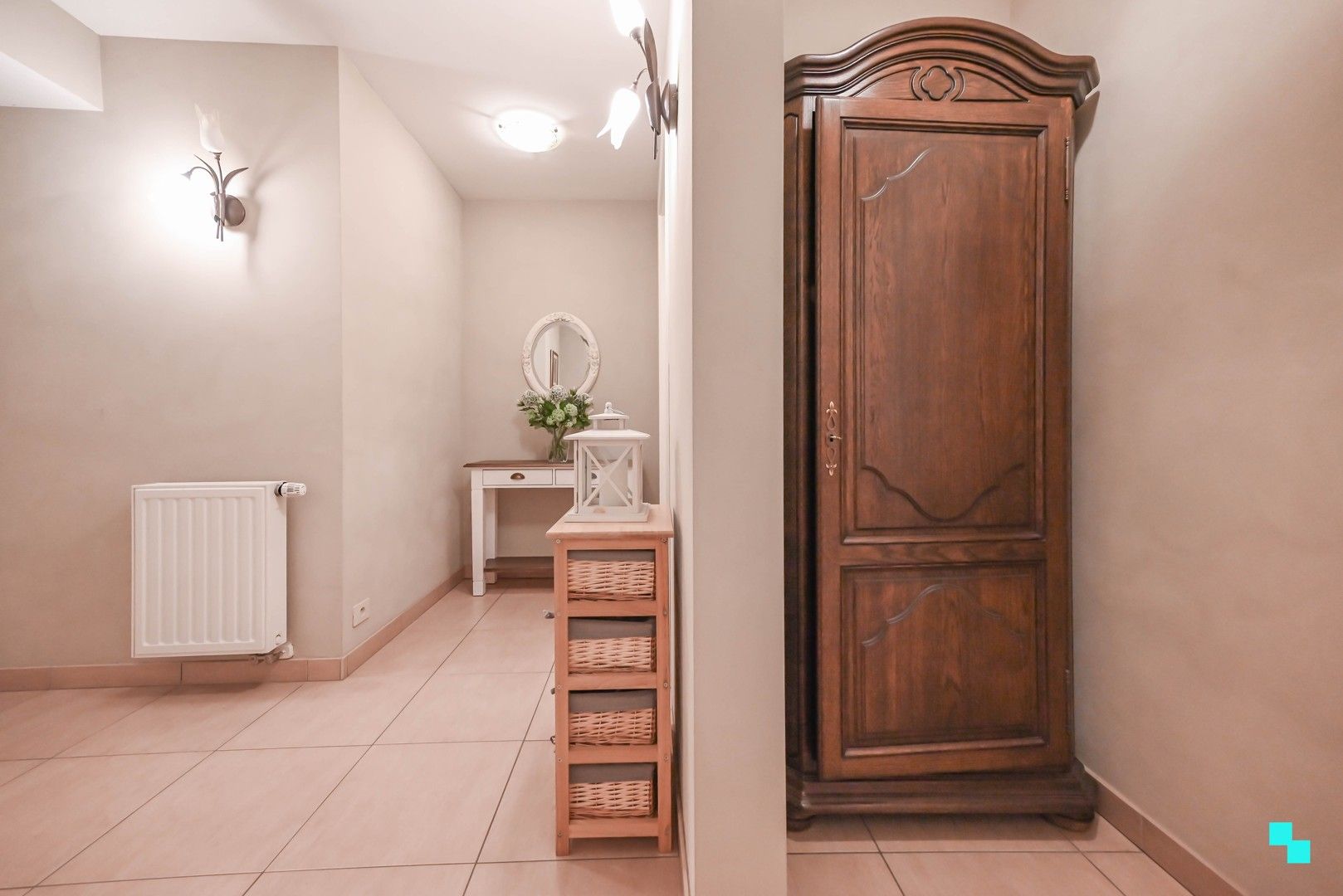 Ruim tweeslaapkamer appartement nabij centrum Izegem foto 16