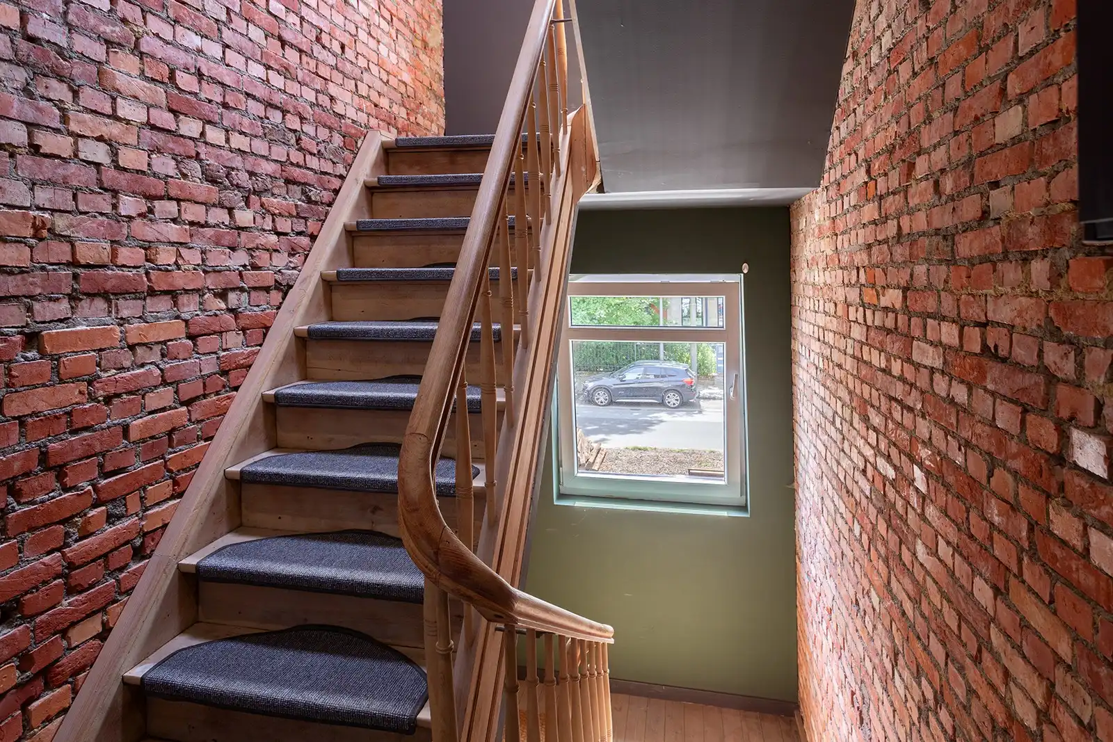Instapklaar appartement met 2 ruime slaapkamers en terras foto 25