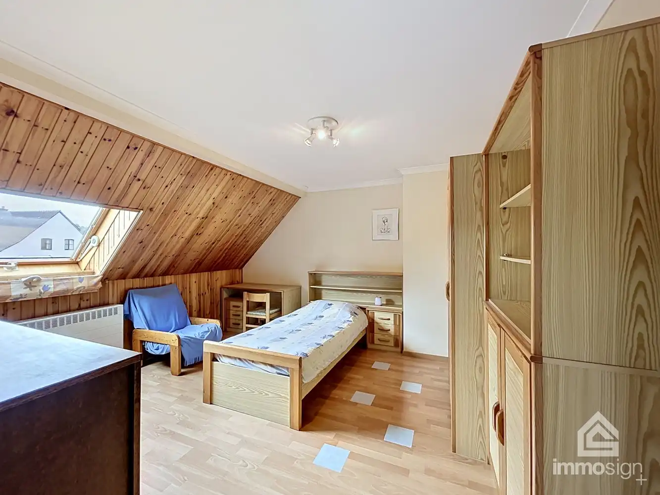 Statige woning met drie slaapkamers op prachtig perceel te Lozen! foto 44