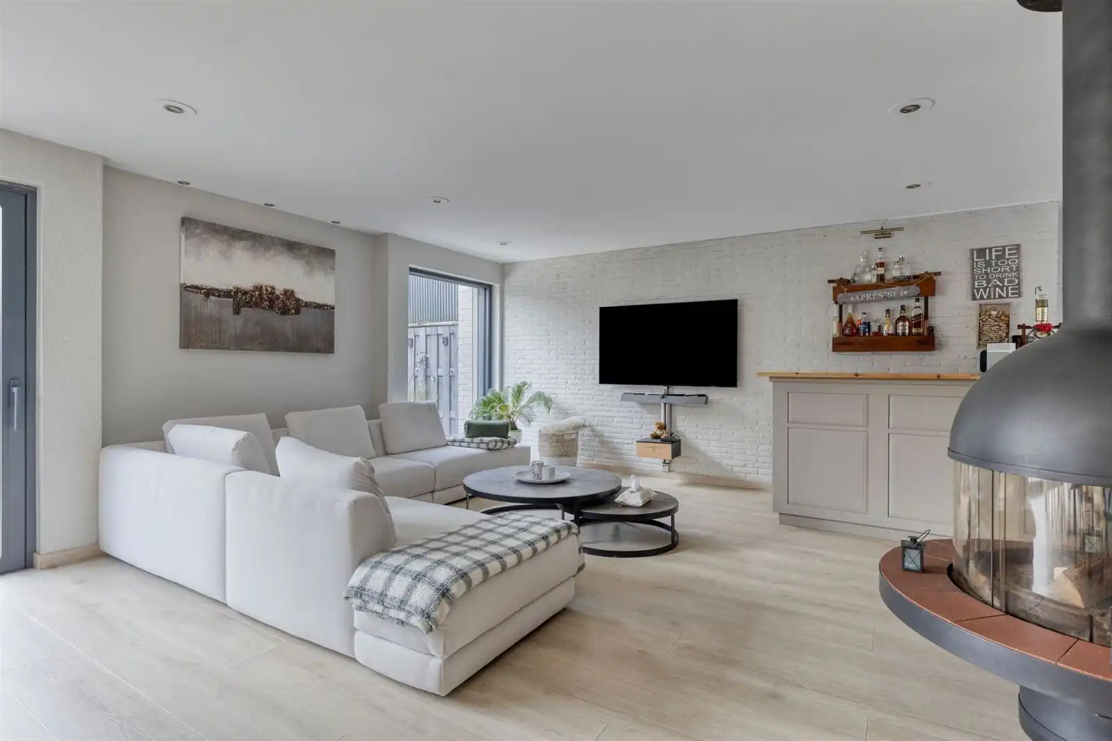 Ruime en gezellige woning in een groene omgeving foto 5