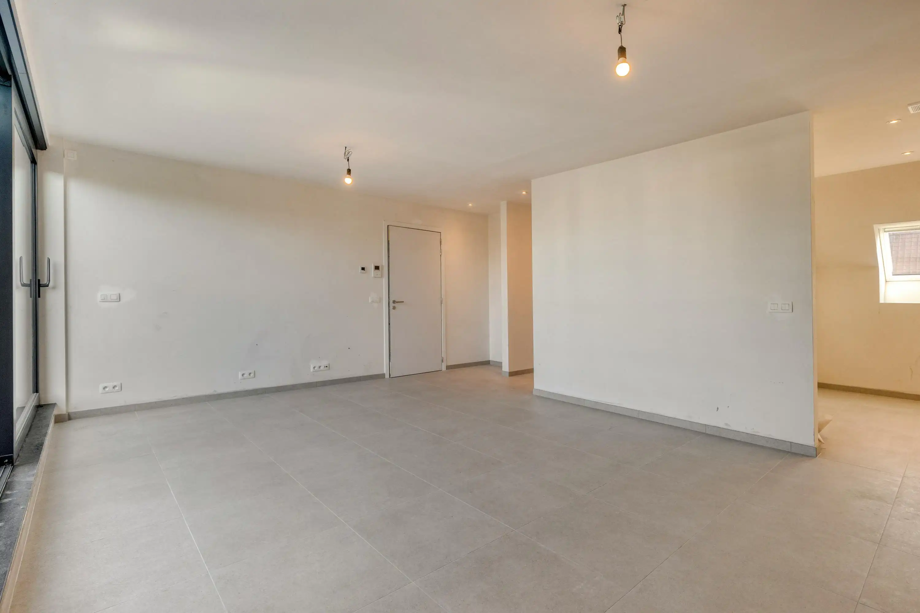 Nieuwbouwappartement met 1 slaapkamer te koop in Waregem foto 4