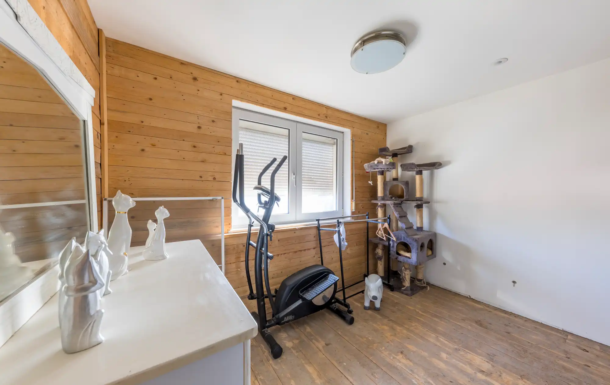 TE KOOP: 4-slaapkamerwoning op zeer gunstige locatie in Gerdingen foto 7