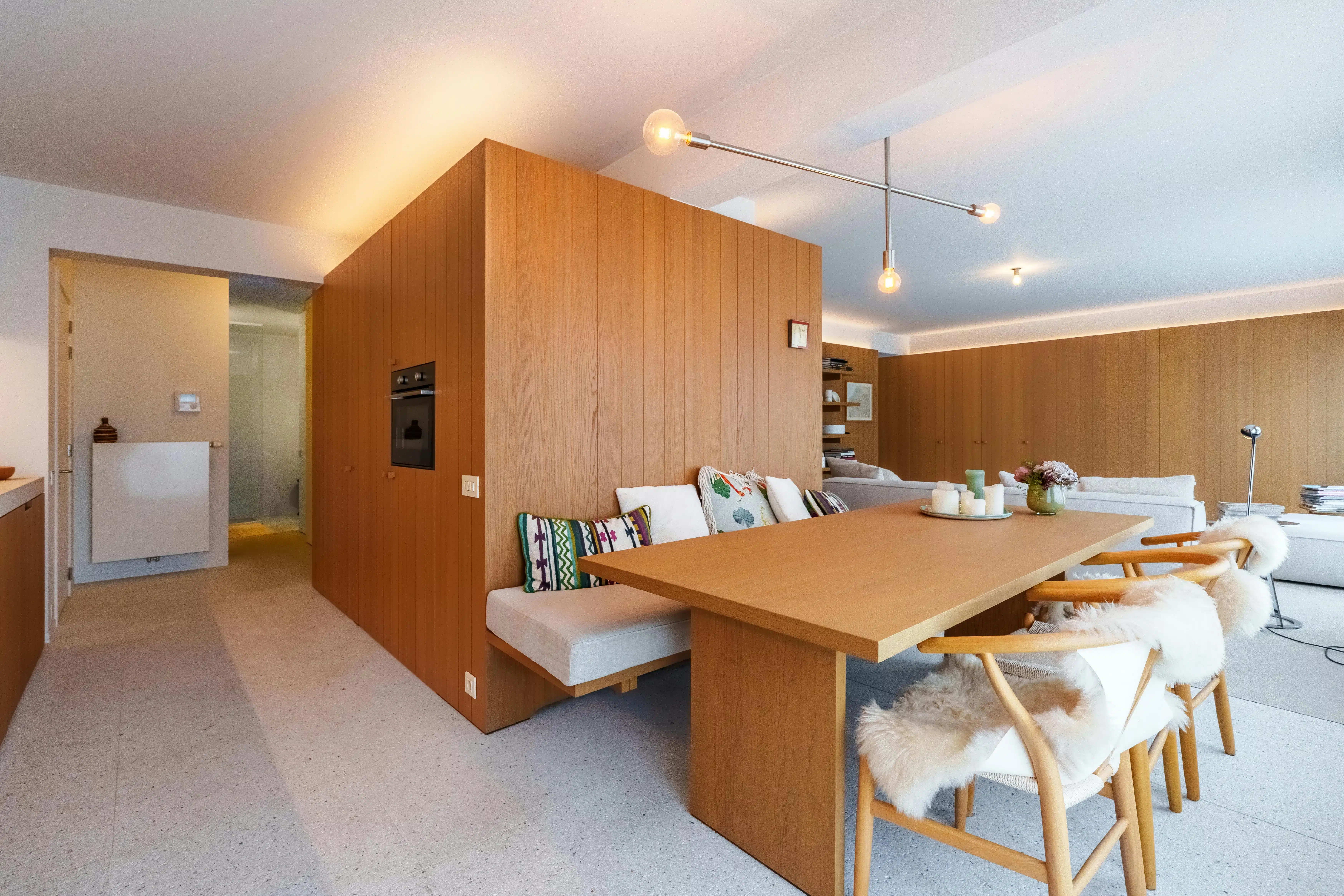 Exclusief gerenoveerd appartement in het centrum Roeselare. foto 6