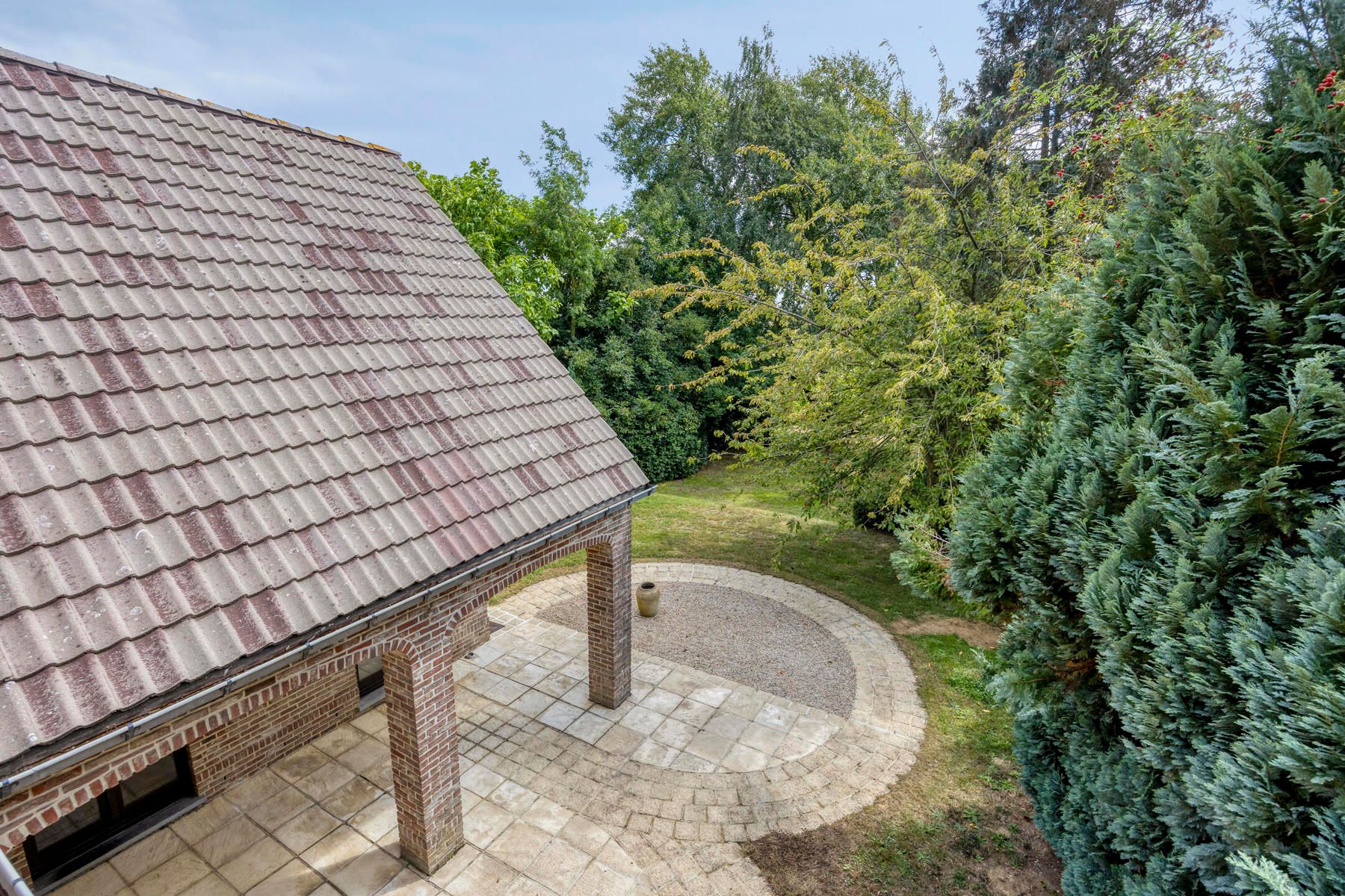 Gezinswoning / huis te koop – 4 slaapkamers, 182 m² – gerenoveerde badkamers, natuursteen & tuin – 10 are – Bois de Strihoux foto 24