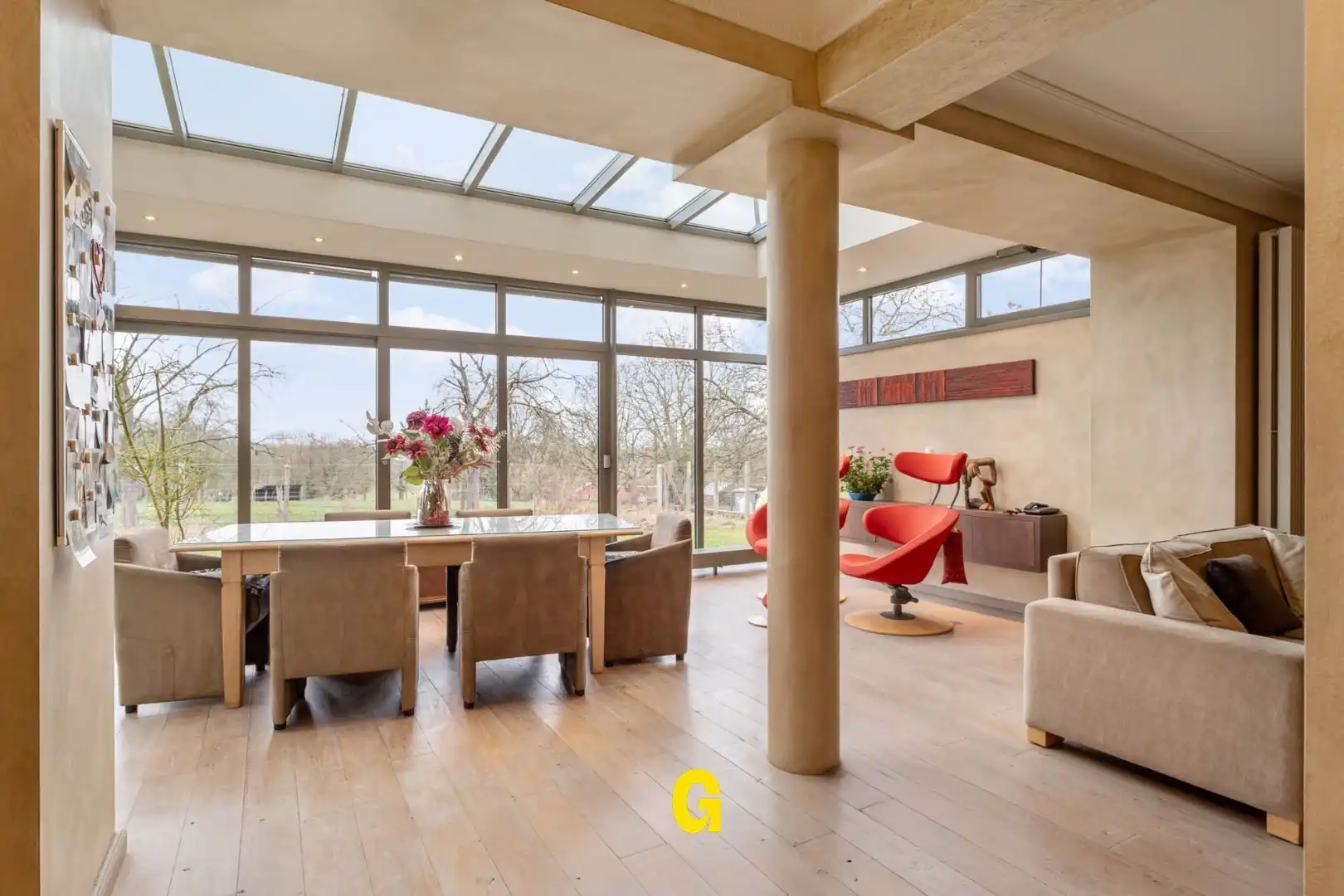 Gezellige ruime (214 m² netto) benedenwoning met drie slaapkamers, tuin en garage, met zicht op natuurgebied  foto 9