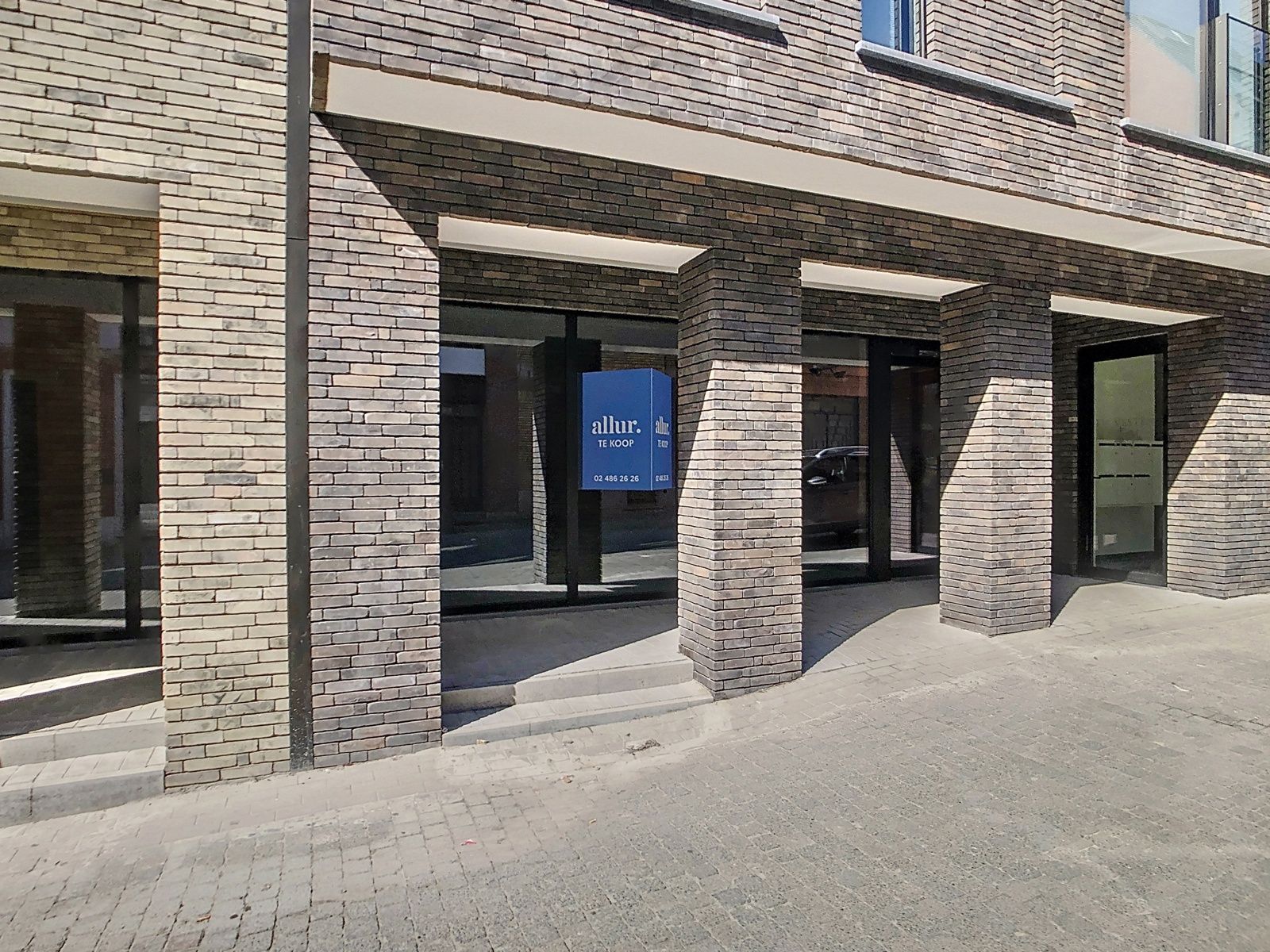 De Vesten: commercieel handelspand centrum Halle foto {{pictureIndex}}
