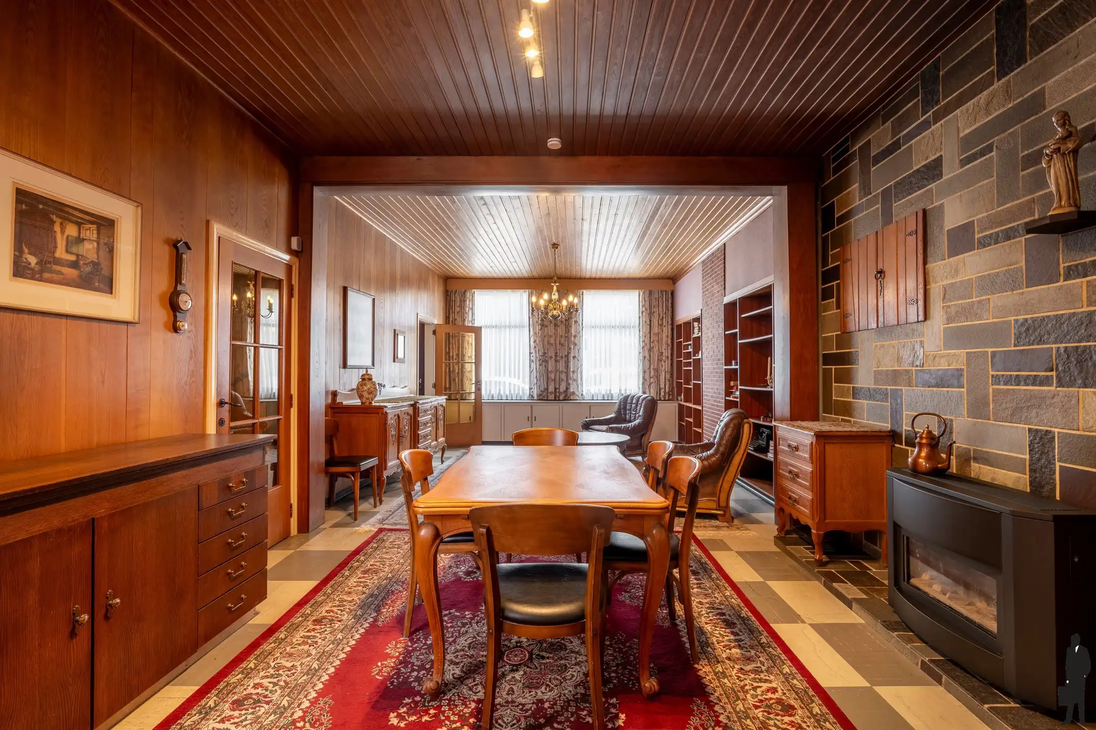 Te renoveren stadswoning met achteringang voor de auto te centrum Hoogstraten foto 7