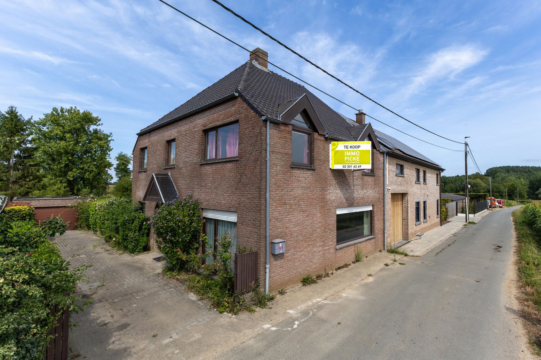 ()=>{if(producerUpdateValueVersion(node),producerAccessed(node),node.value===ERRORED)throw node.error;return node.value} Jaak Calloensstraat 14b - 1600 Sint-Pieters-Leeuw