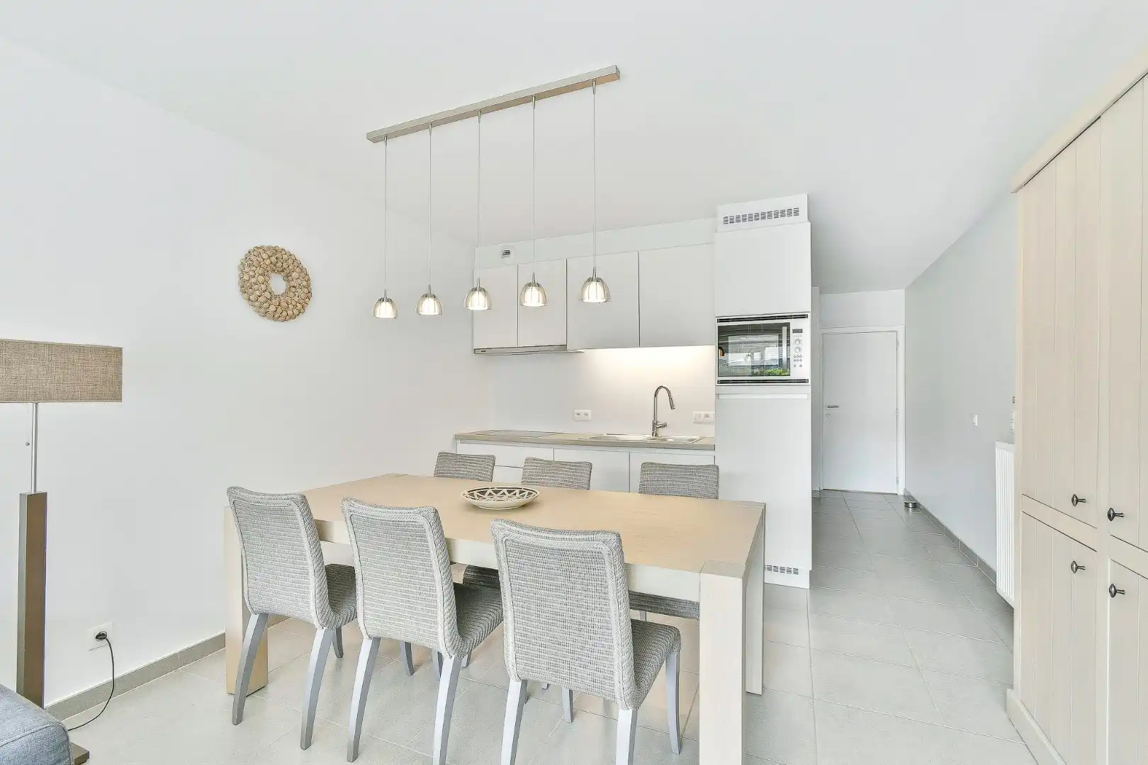 Instapklaar gelijkvloers appartement met zonnig terras  foto 6