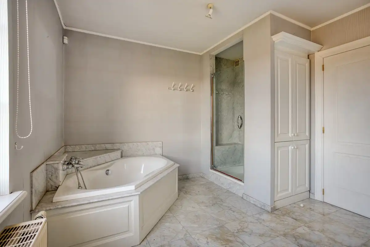 Riante villa met vier slaapkamers en prachtig uitzicht op strategische ligging foto 14