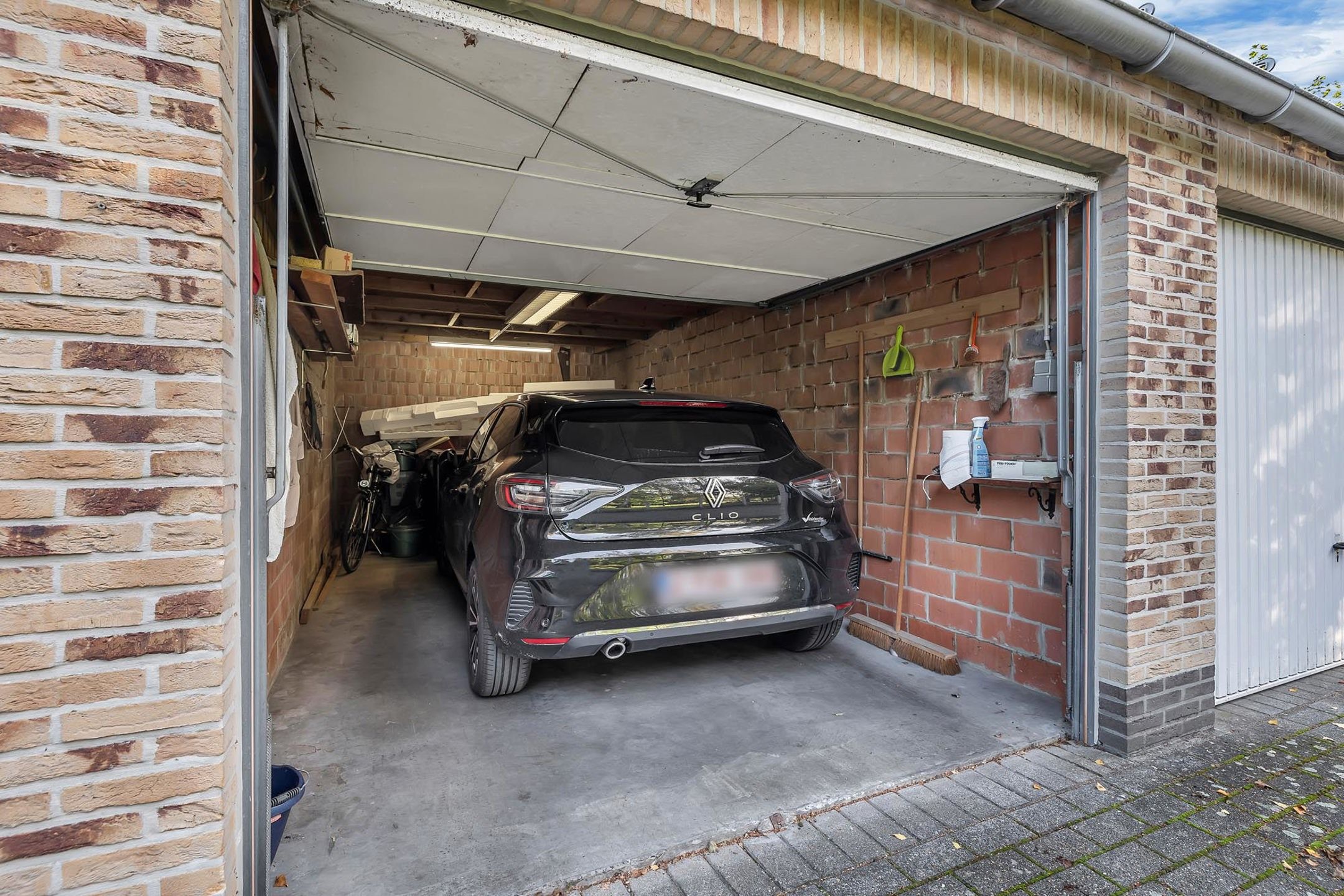 Energiezuinig, ruim appartement op toplocatie in Aalst met garage foto 20