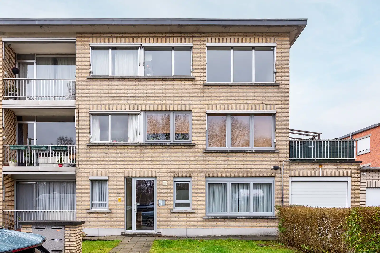 Appartement met 2 slpk., garage en rustgevend groen uitzicht foto 30