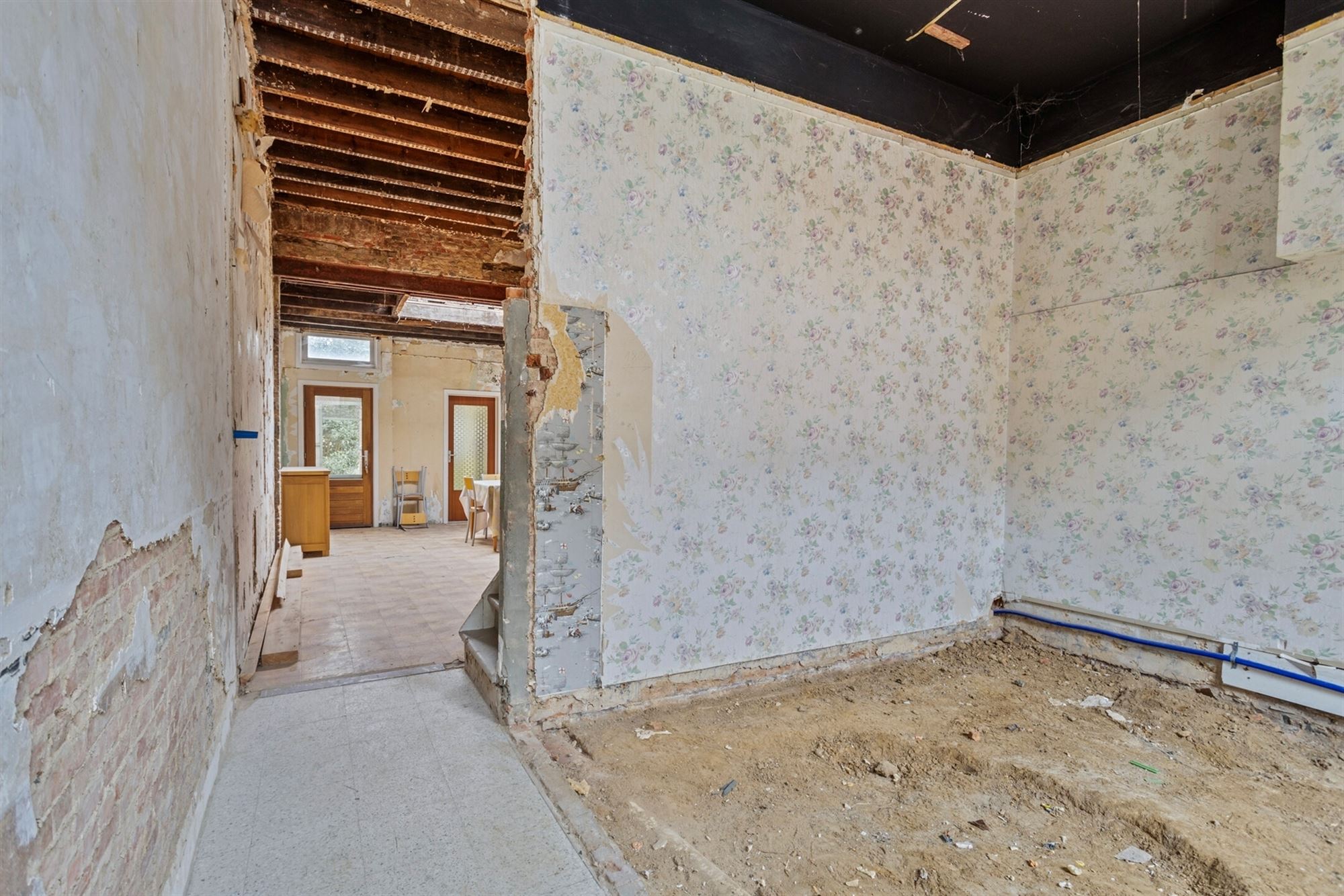 Te renoveren huis met tuin (266m²) grens Hove Mortsel foto 7