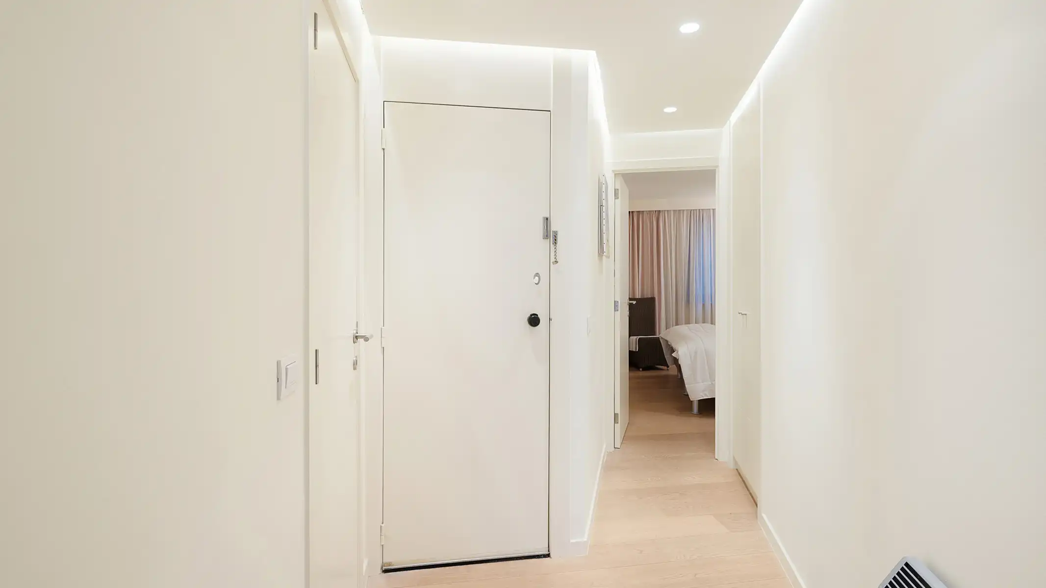 appartement in het Zoute met breed zijdelings zeezicht foto 14